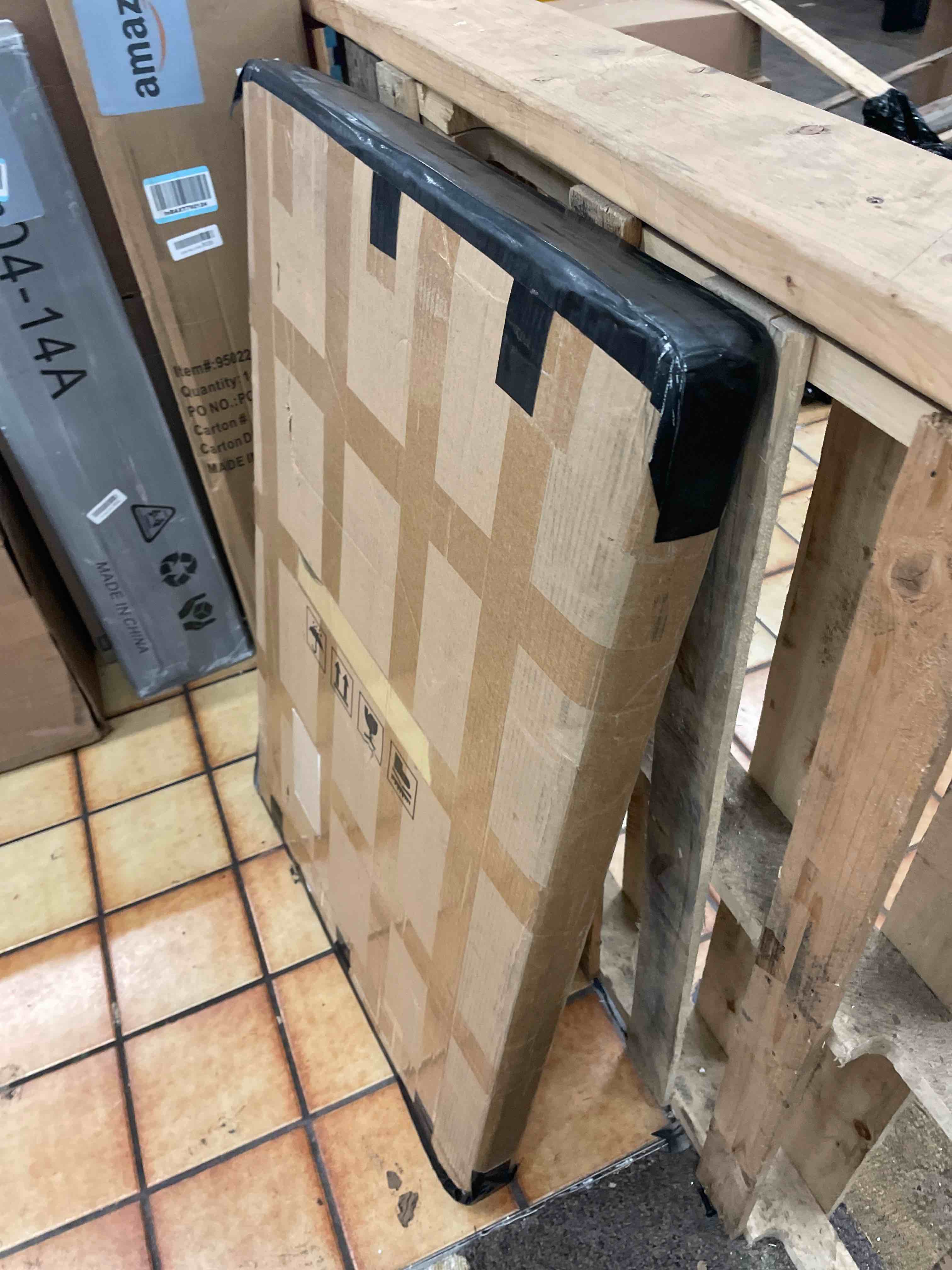 https://s3.amazonaws.com/lotting-images-prod/phillipi/TEA1807010_1758737015792.jpeg