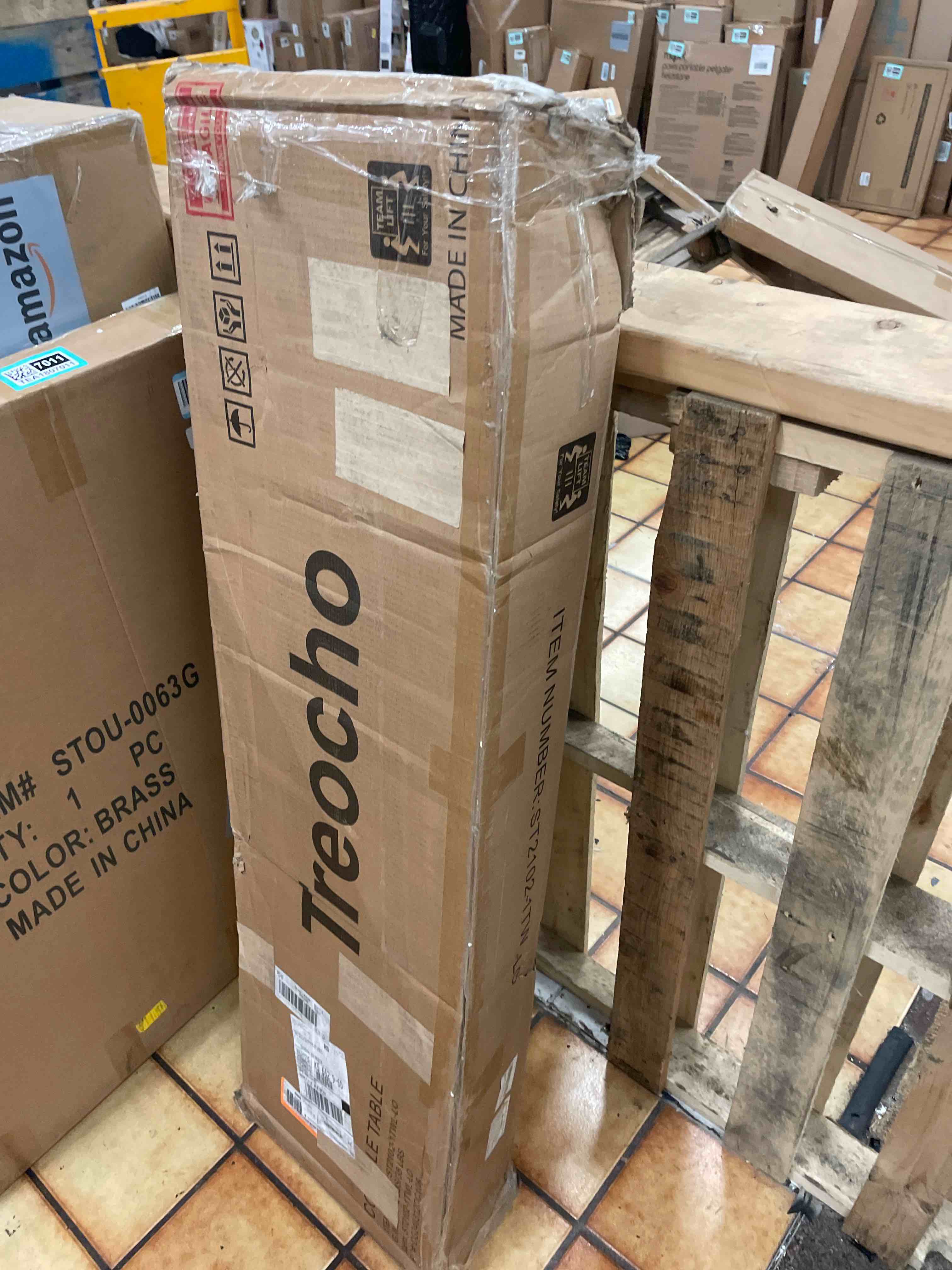 https://s3.amazonaws.com/lotting-images-prod/phillipi/TEA1807013_1758737277023.jpeg