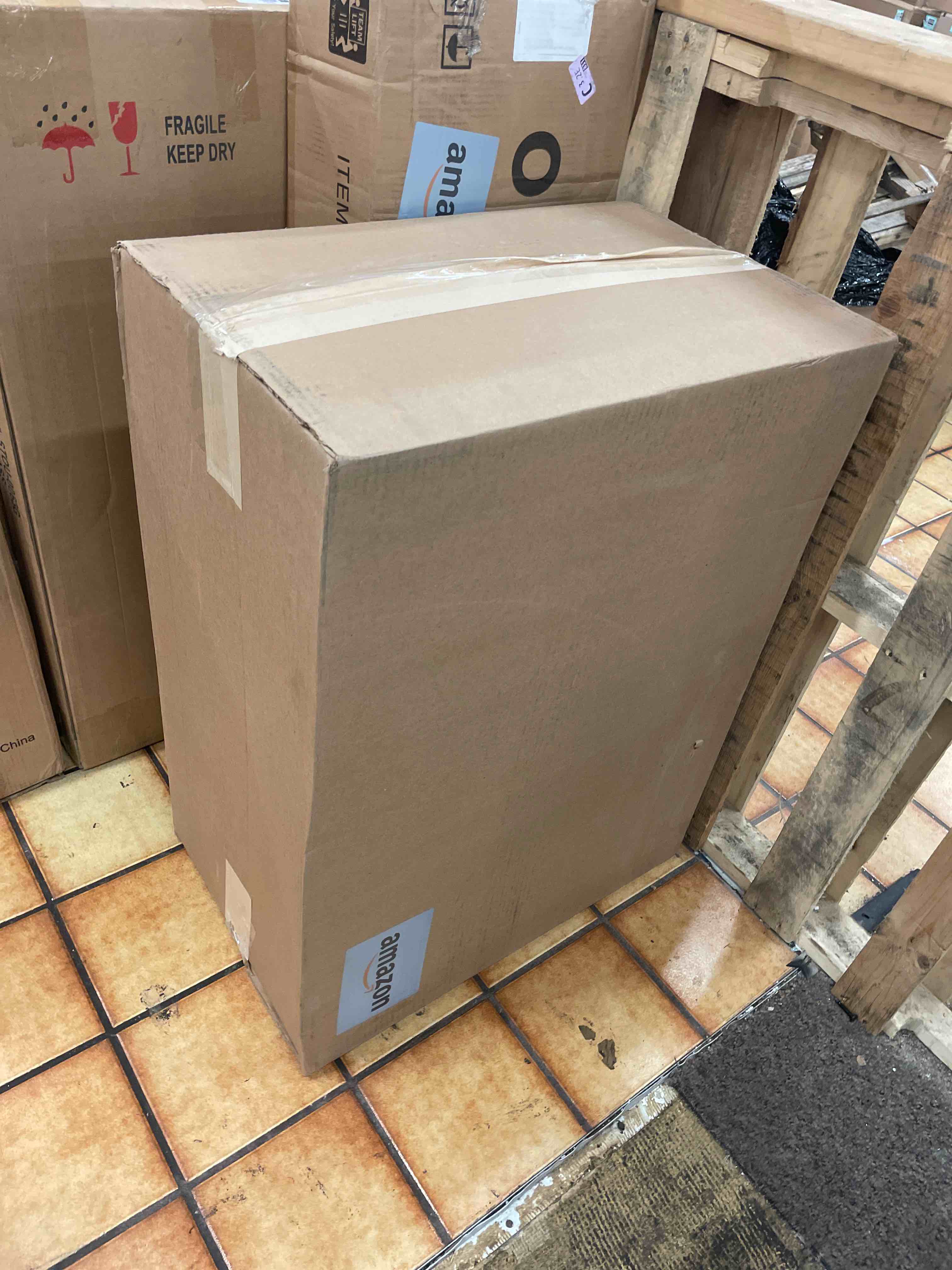 https://s3.amazonaws.com/lotting-images-prod/phillipi/TEA1807014_1758737360854.jpeg