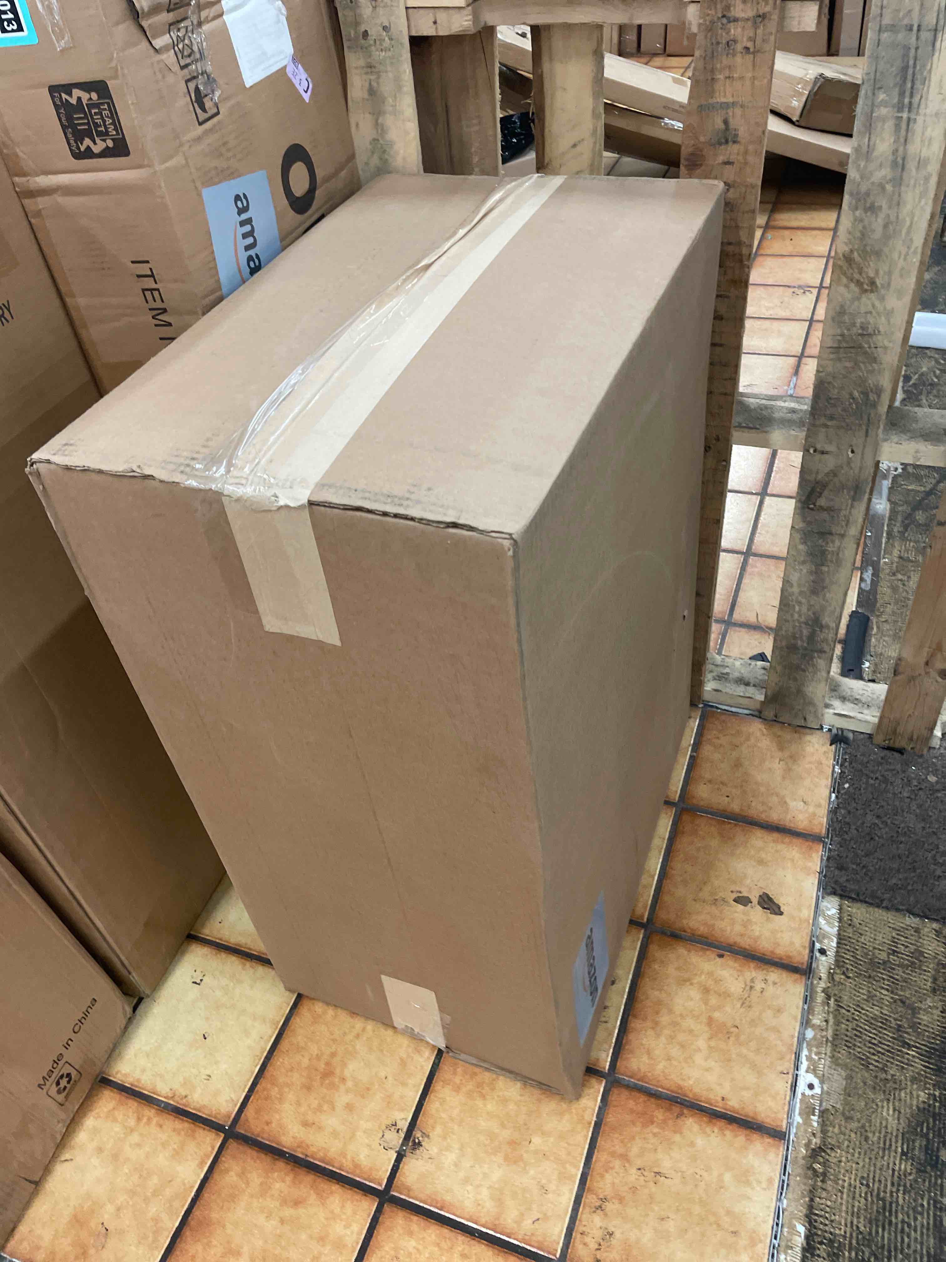https://s3.amazonaws.com/lotting-images-prod/phillipi/TEA1807014_1758737362588.jpeg