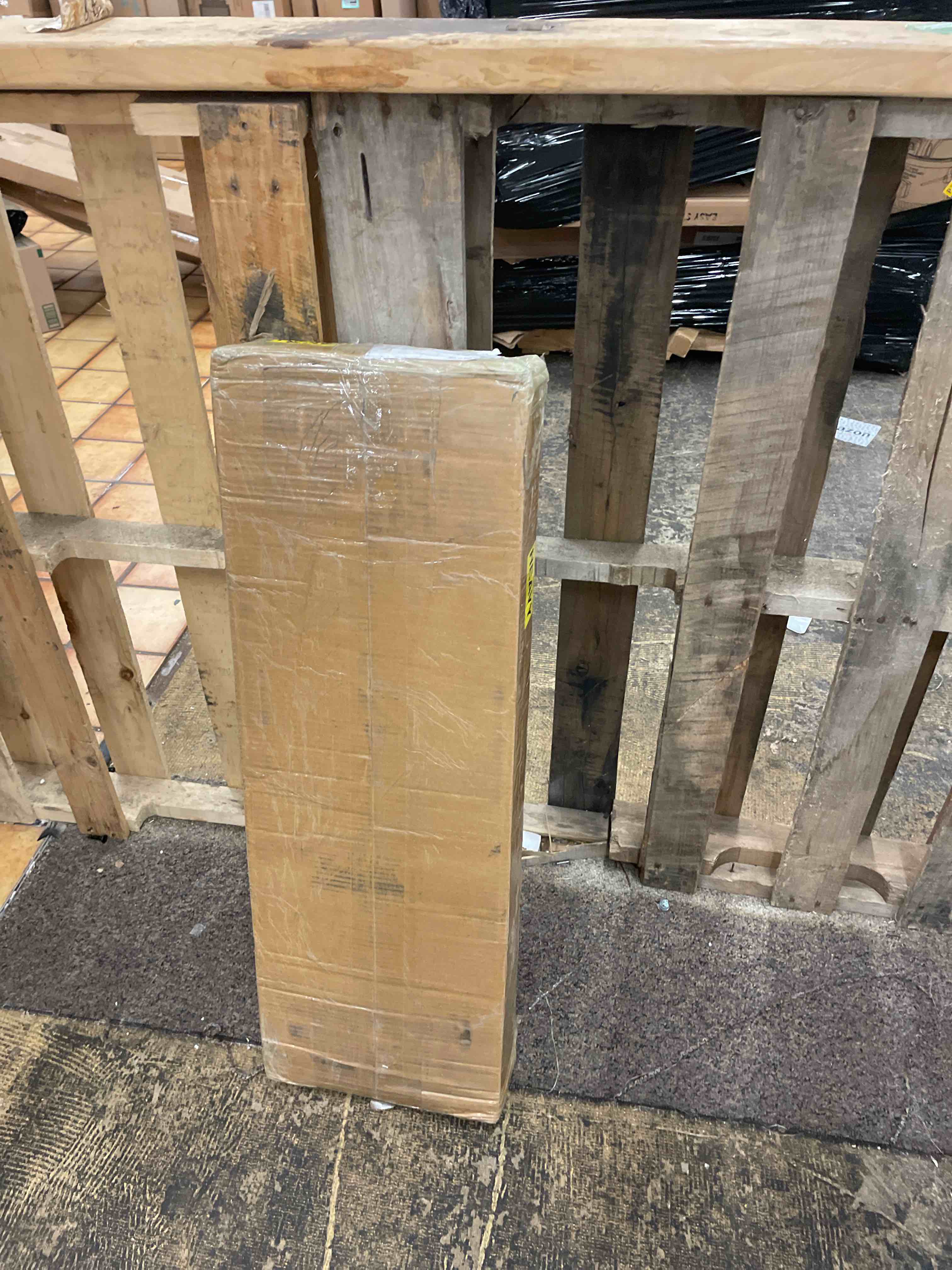 https://s3.amazonaws.com/lotting-images-prod/phillipi/TEA1807023_1758738569588.jpeg