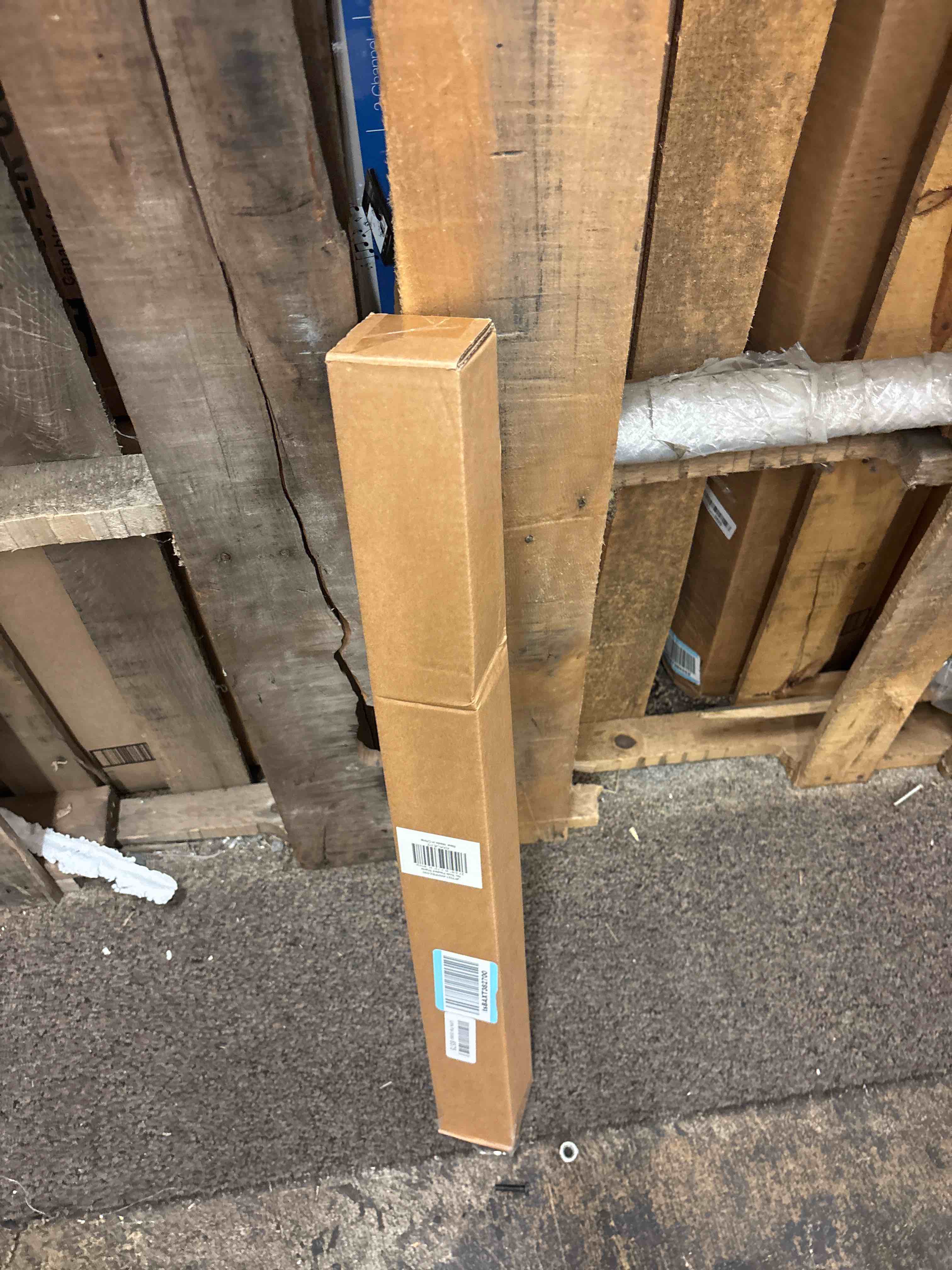 https://s3.amazonaws.com/lotting-images-prod/phillipi/TEA1807039_1758879946145.jpeg