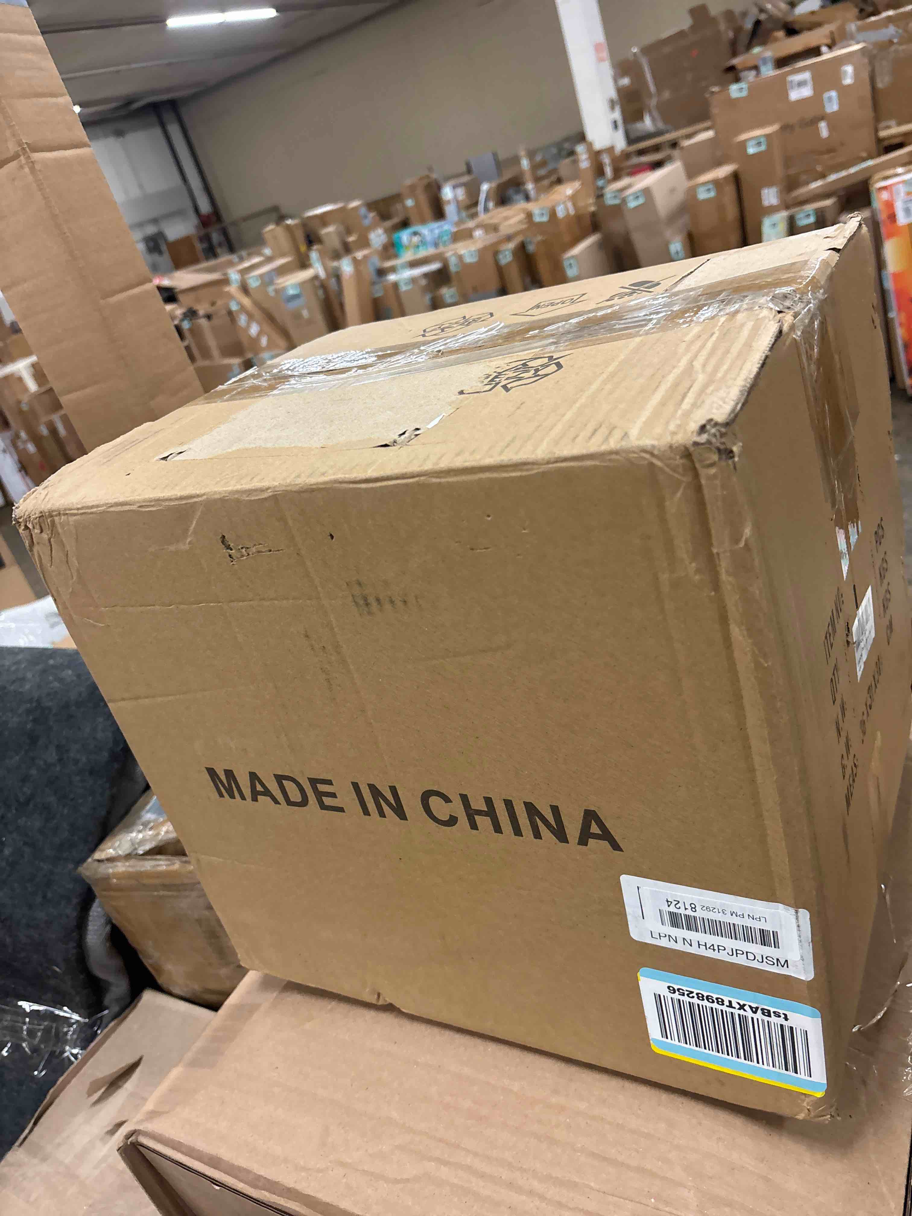 https://s3.amazonaws.com/lotting-images-prod/phillipi/TEA1807049_1758880981748.jpeg