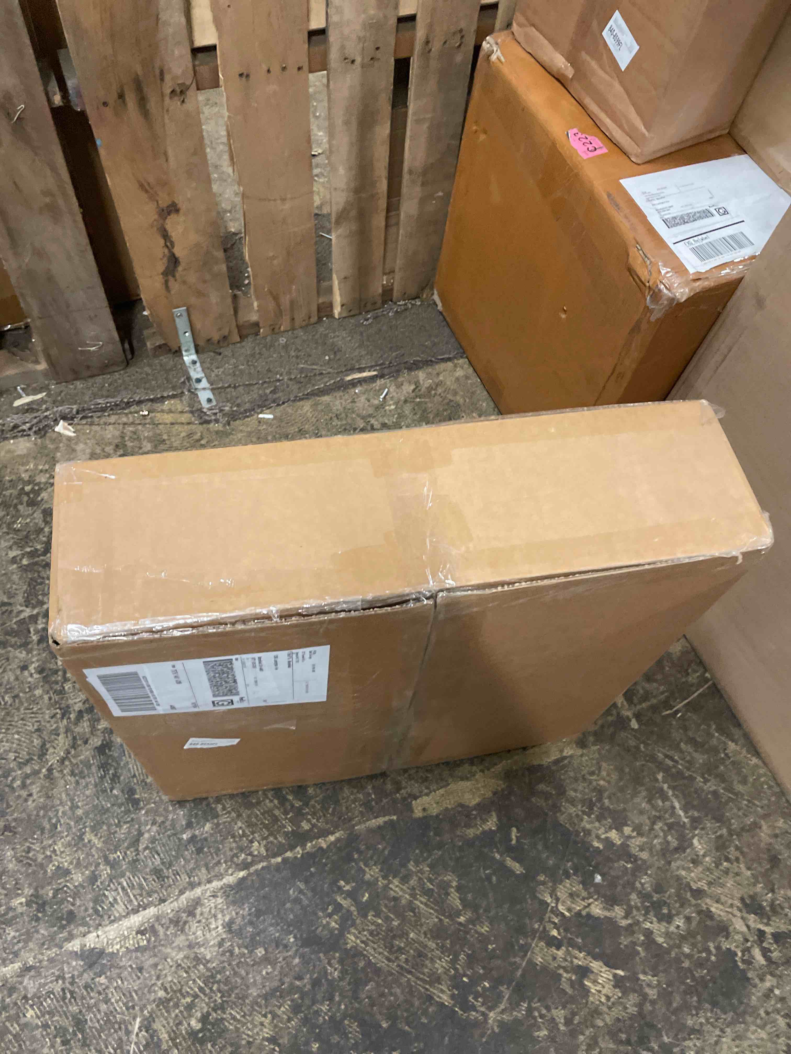 https://s3.amazonaws.com/lotting-images-prod/phillipi/TEA1807111_1758837869821.jpeg
