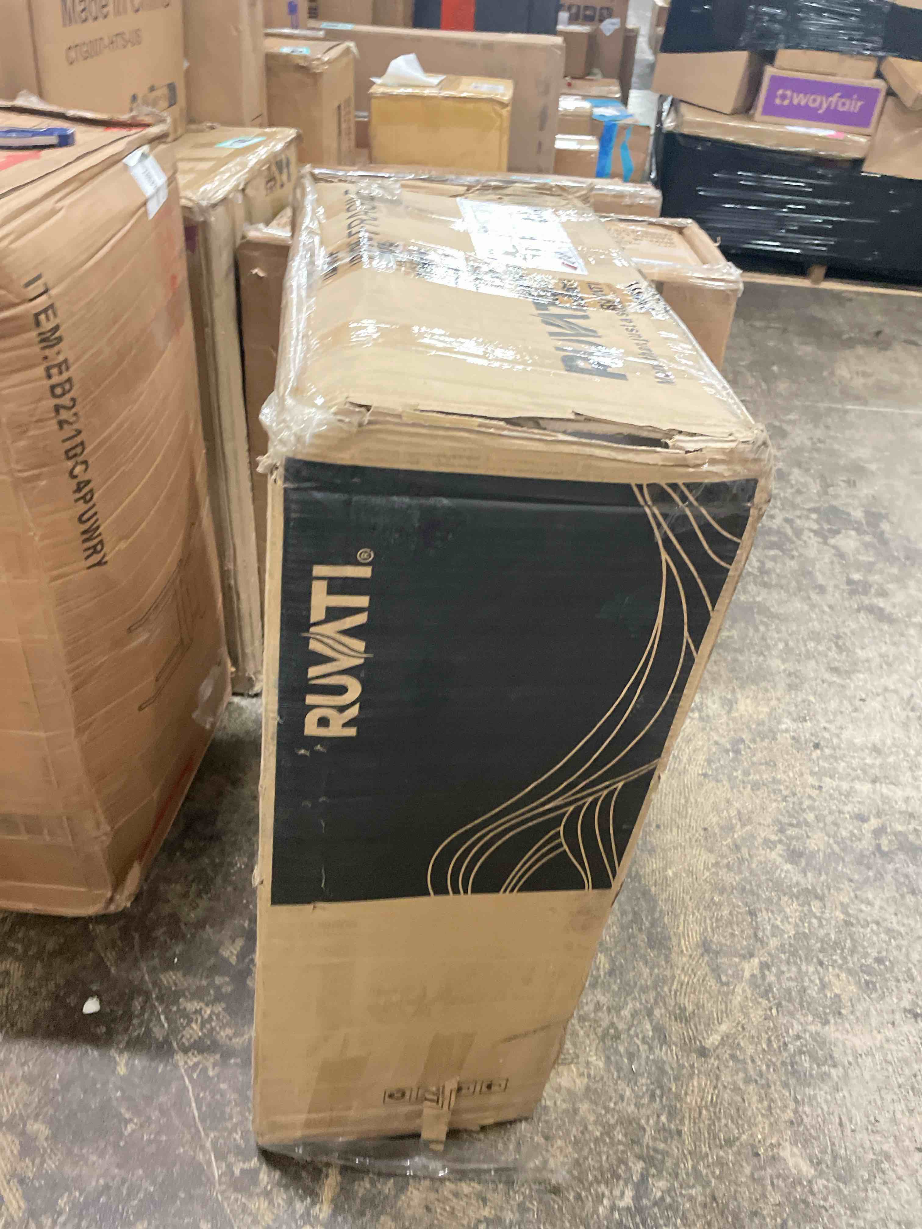 https://s3.amazonaws.com/lotting-images-prod/phillipi/TEA1807128_1758843249312.jpeg