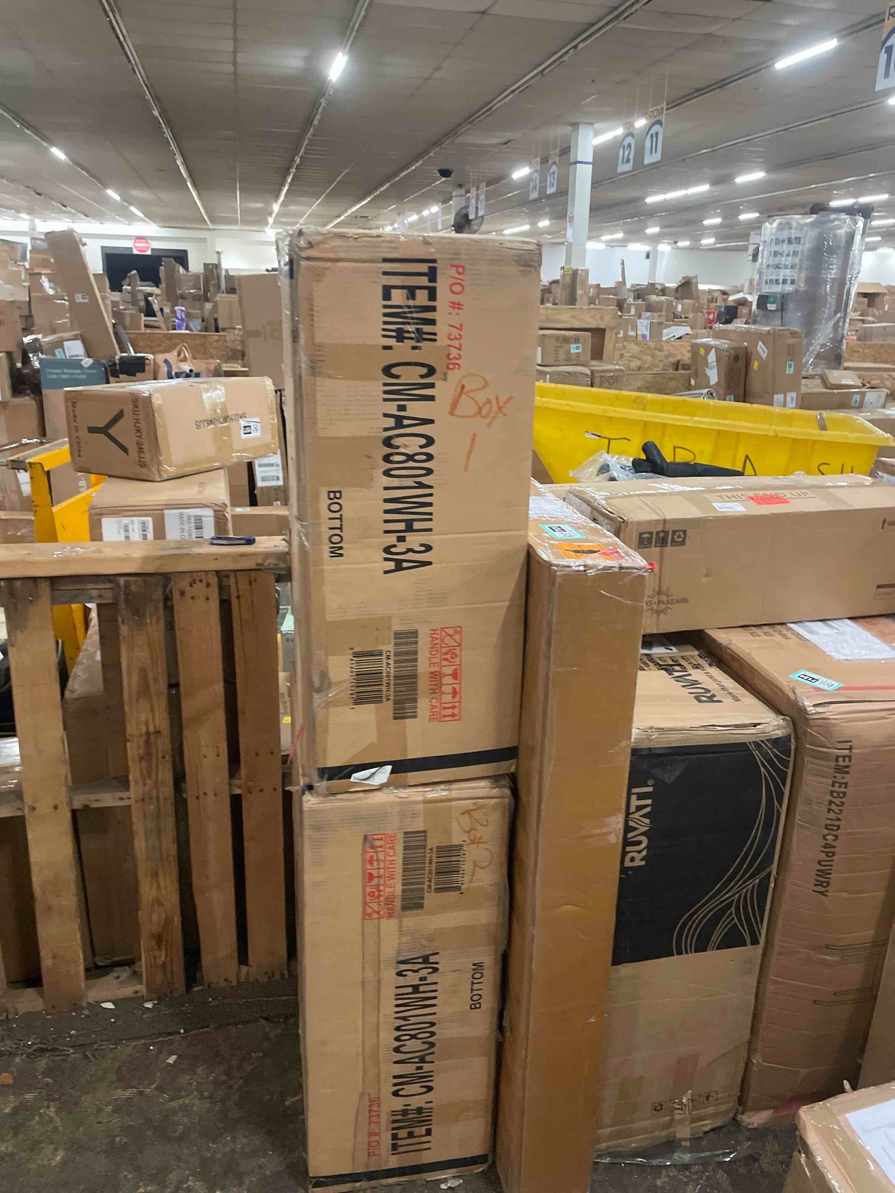 https://s3.amazonaws.com/lotting-images-prod/phillipi/TEA1807138_1758845710186.jpeg