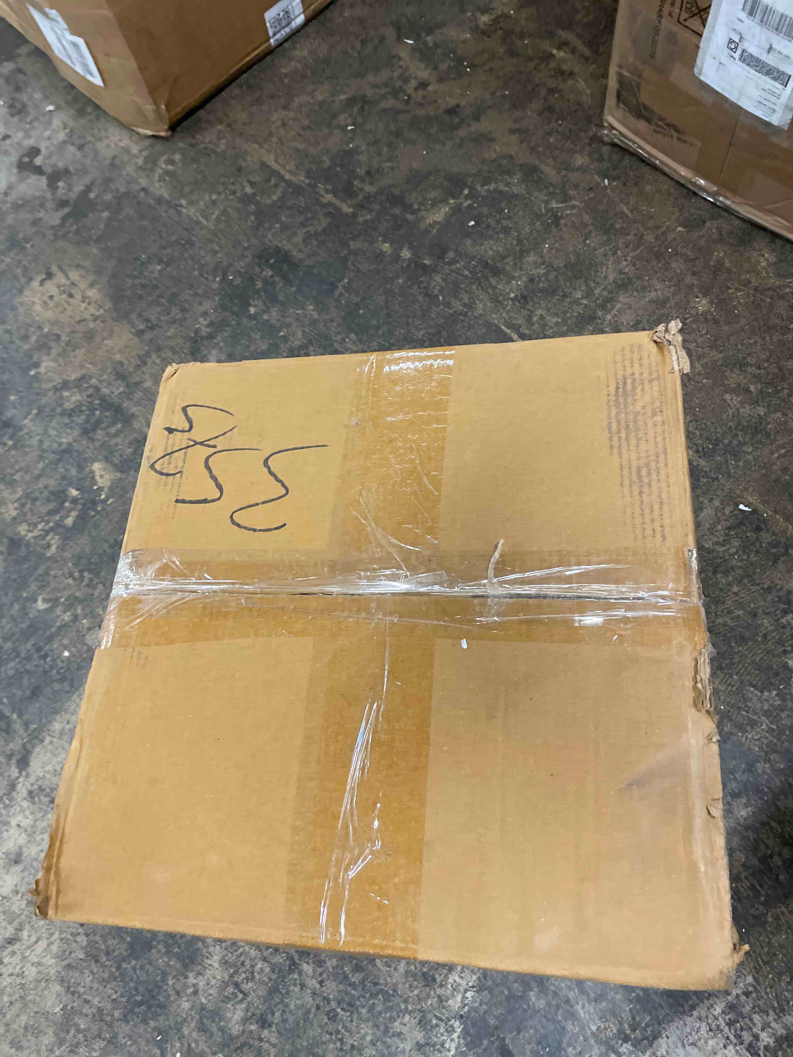 https://s3.amazonaws.com/lotting-images-prod/phillipi/TEA1807151_1758848577730.jpeg