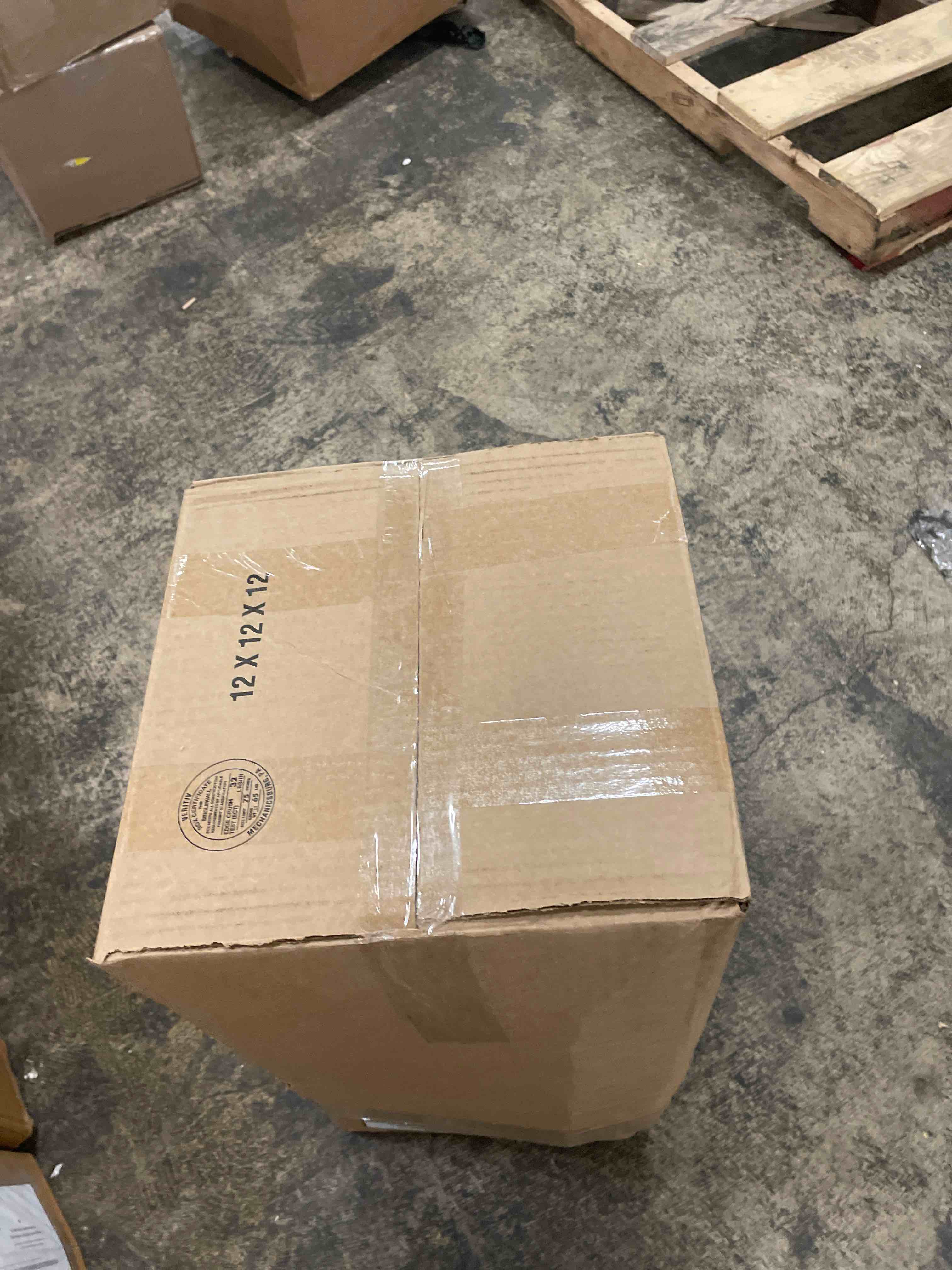 https://s3.amazonaws.com/lotting-images-prod/phillipi/TEA1807166_1758850395261.jpeg