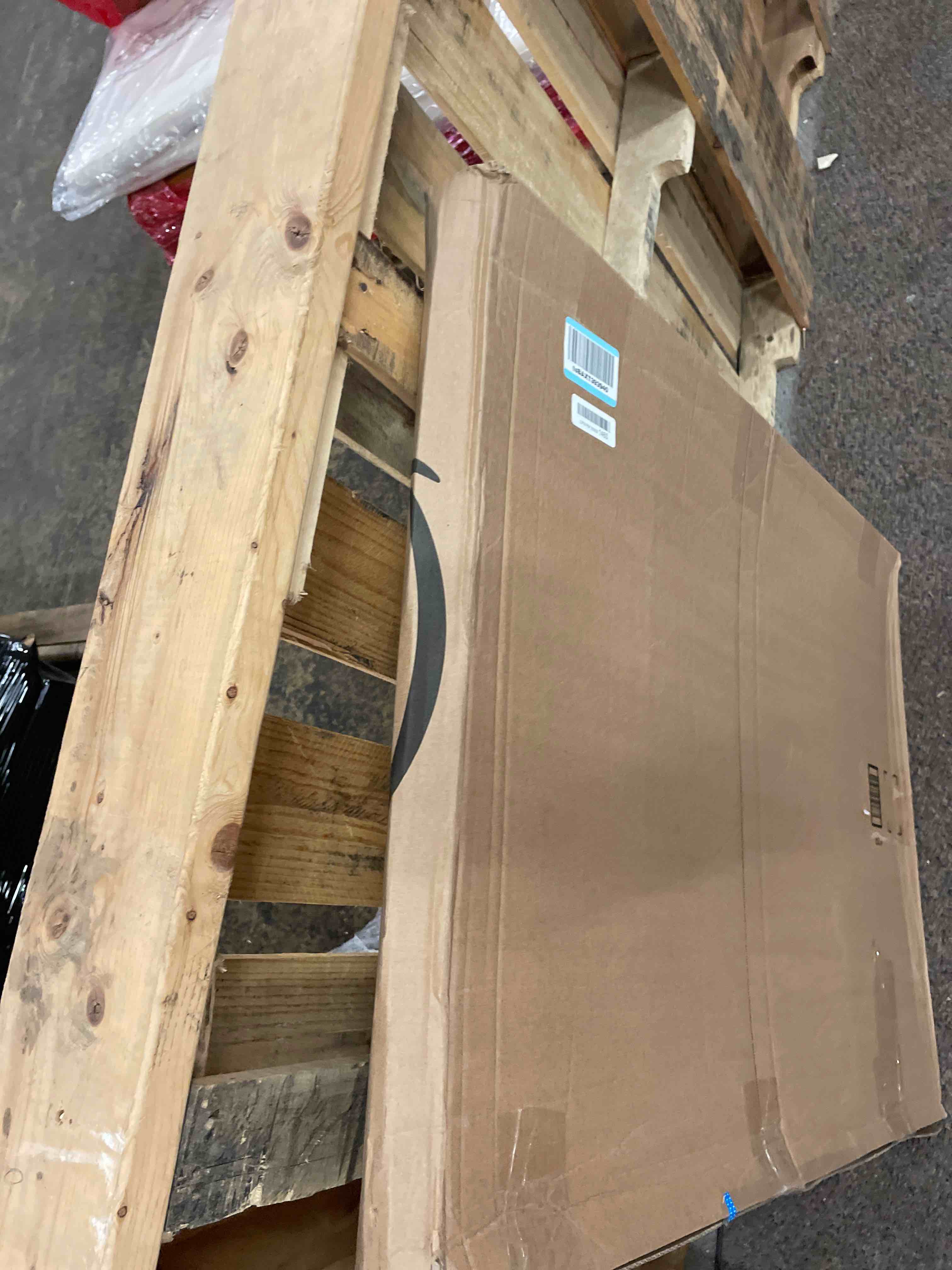 https://s3.amazonaws.com/lotting-images-prod/phillipi/TEA1807242_1759238022111.jpeg