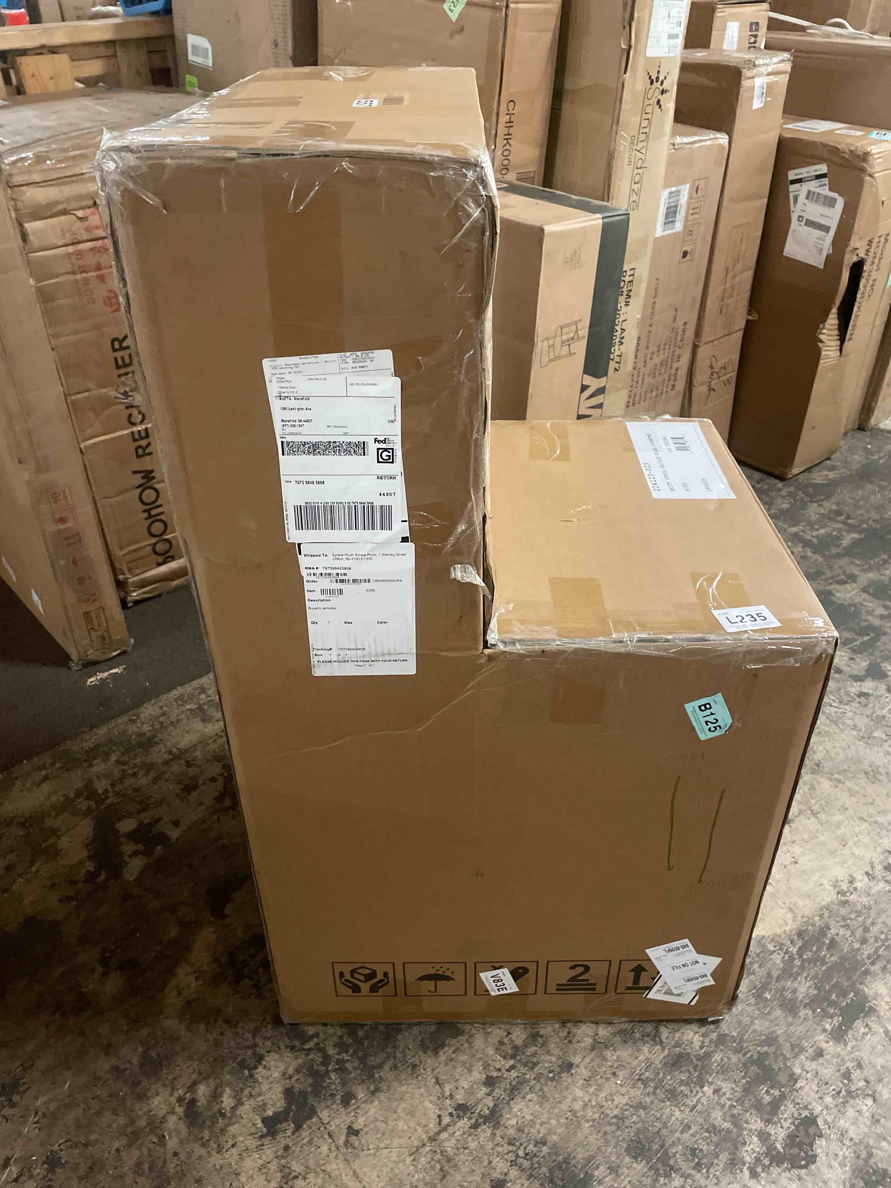 https://s3.amazonaws.com/lotting-images-prod/phillipi/TEA1807283_1759395584304.jpeg