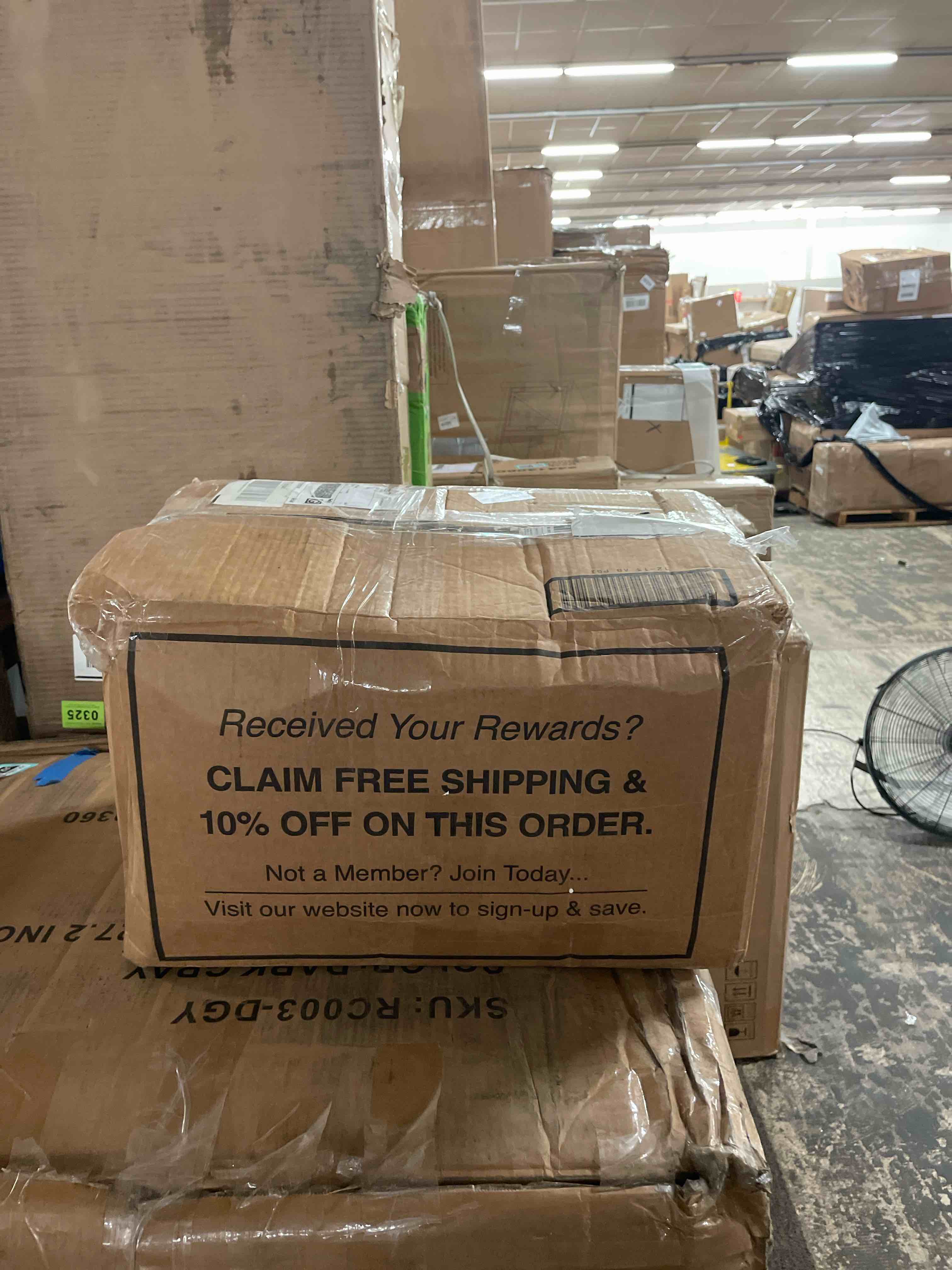 https://s3.amazonaws.com/lotting-images-prod/phillipi/TEA1807289_1759394249213.jpeg