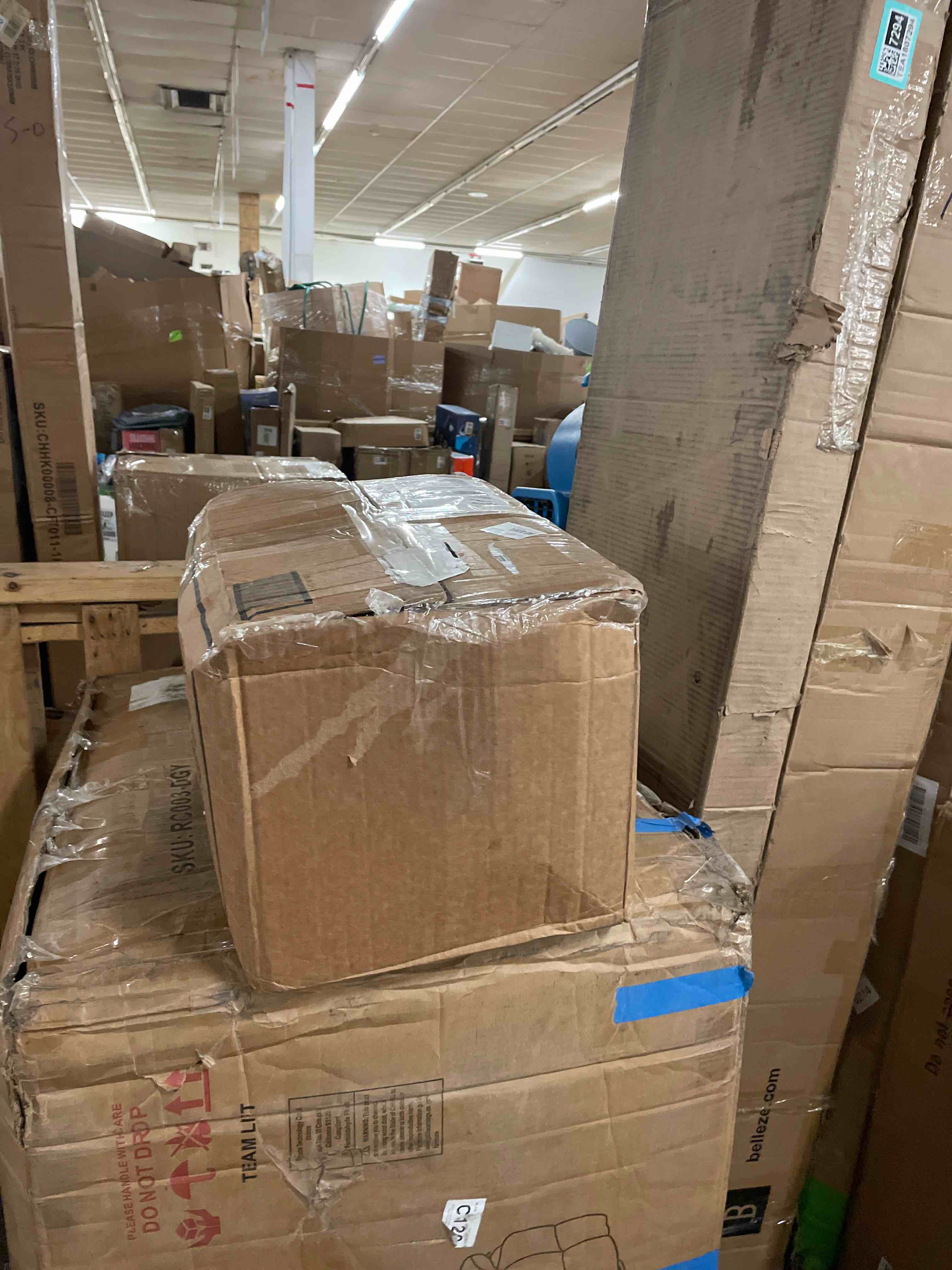 https://s3.amazonaws.com/lotting-images-prod/phillipi/TEA1807289_1759394253140.jpeg
