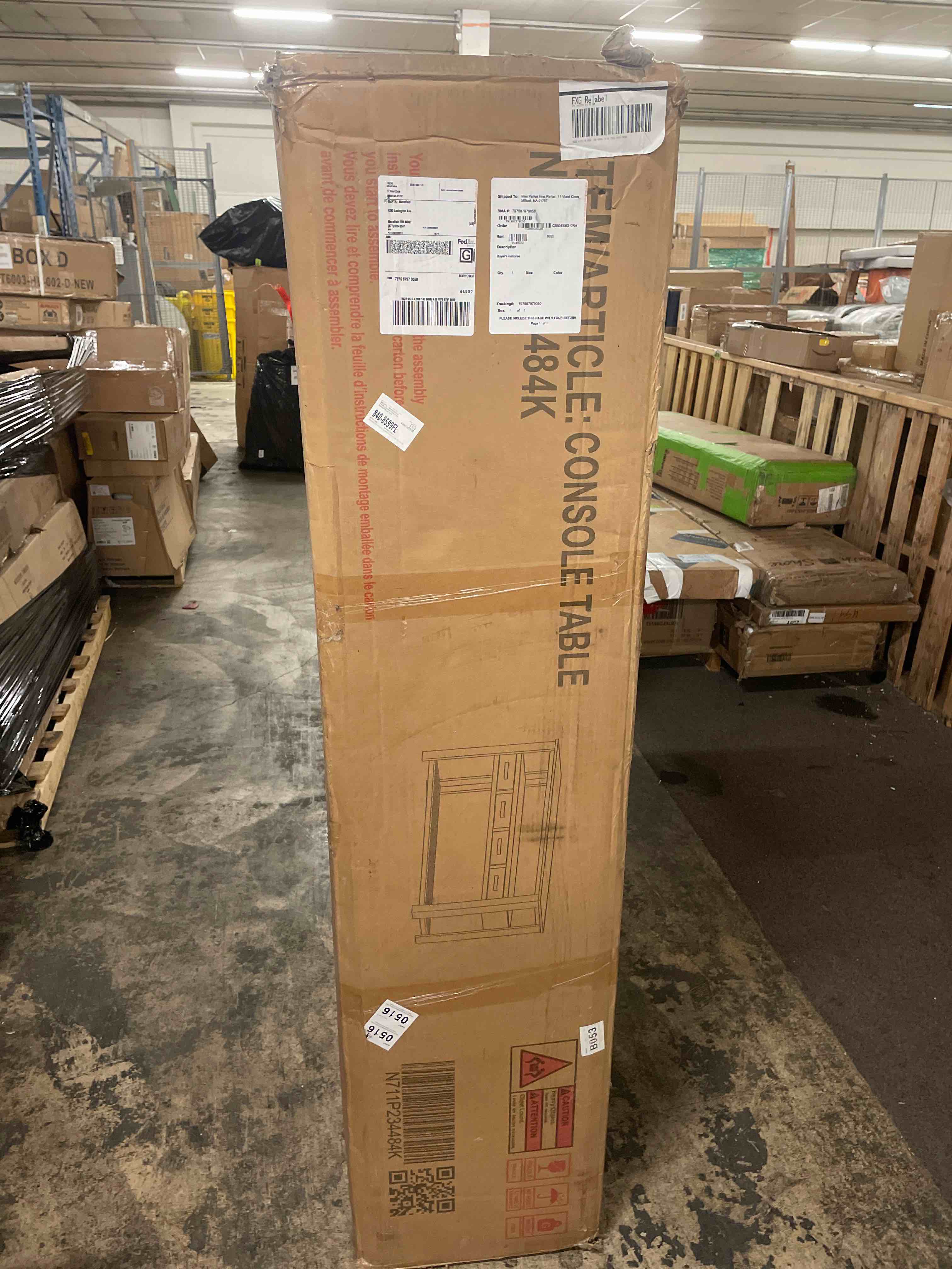 https://s3.amazonaws.com/lotting-images-prod/phillipi/TEA1807303_1759389923704.jpeg