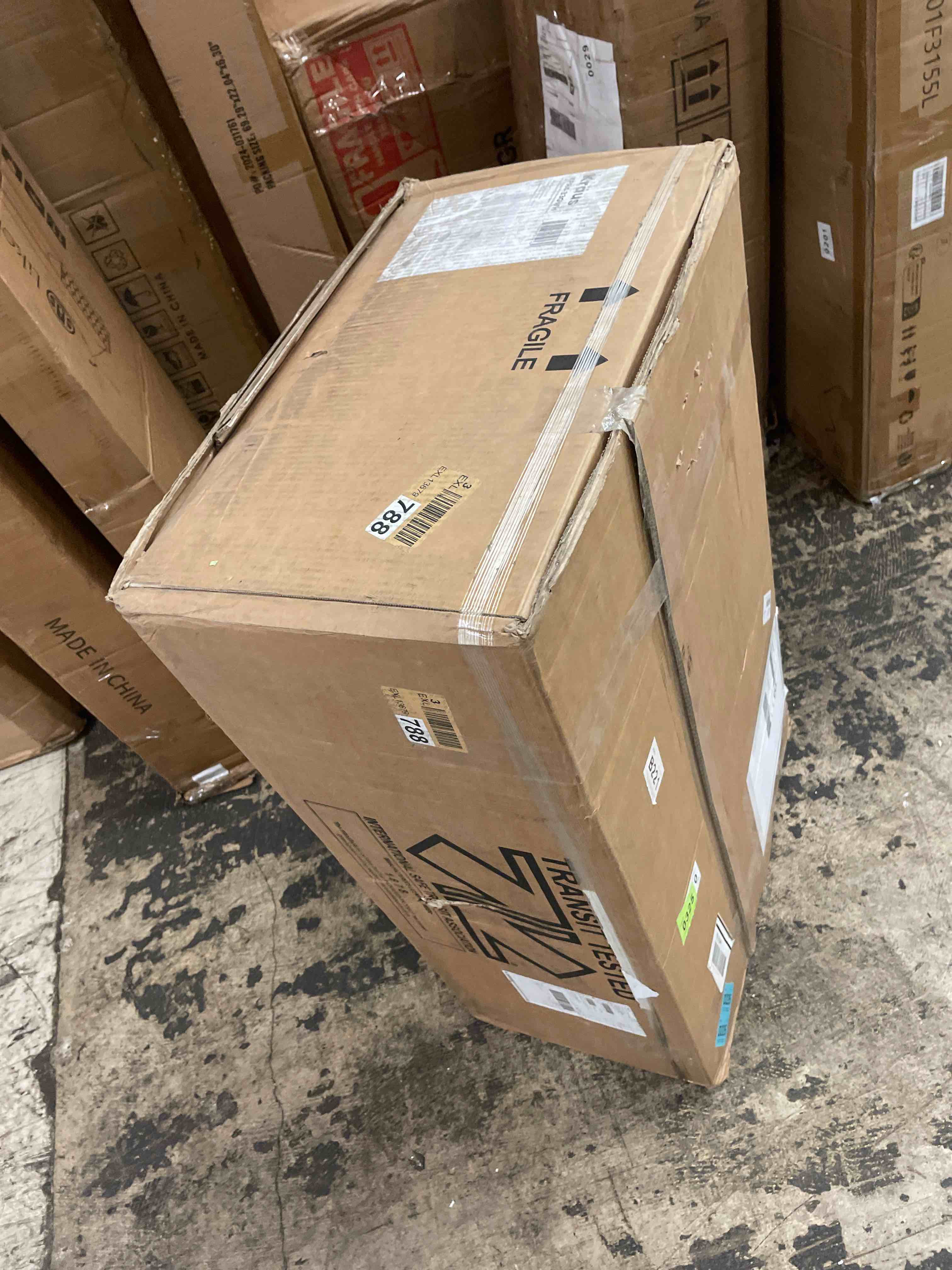 https://s3.amazonaws.com/lotting-images-prod/phillipi/TEA1807313_1759387413822.jpeg