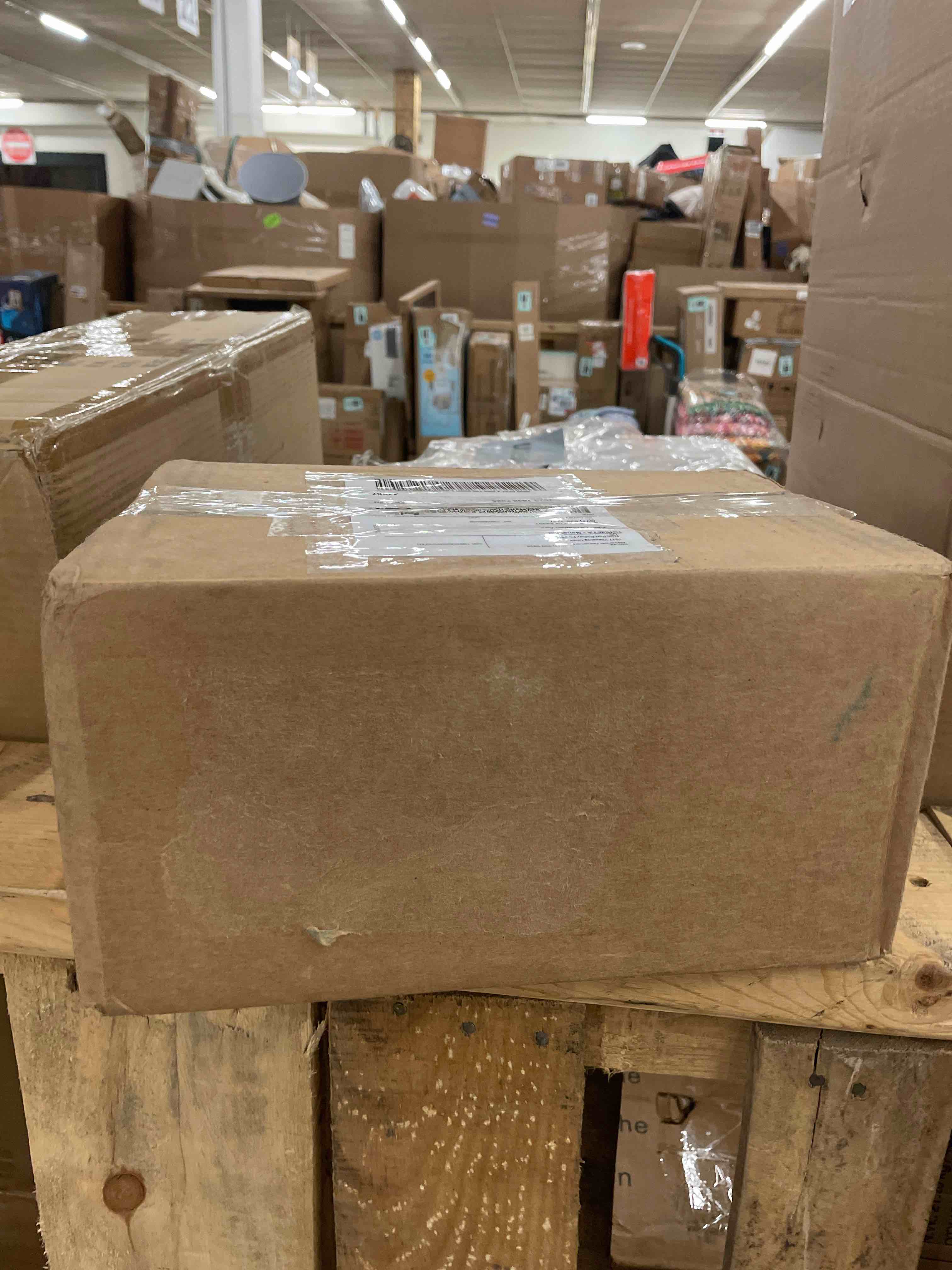 https://s3.amazonaws.com/lotting-images-prod/phillipi/TEA1807337_1759381701771.jpeg