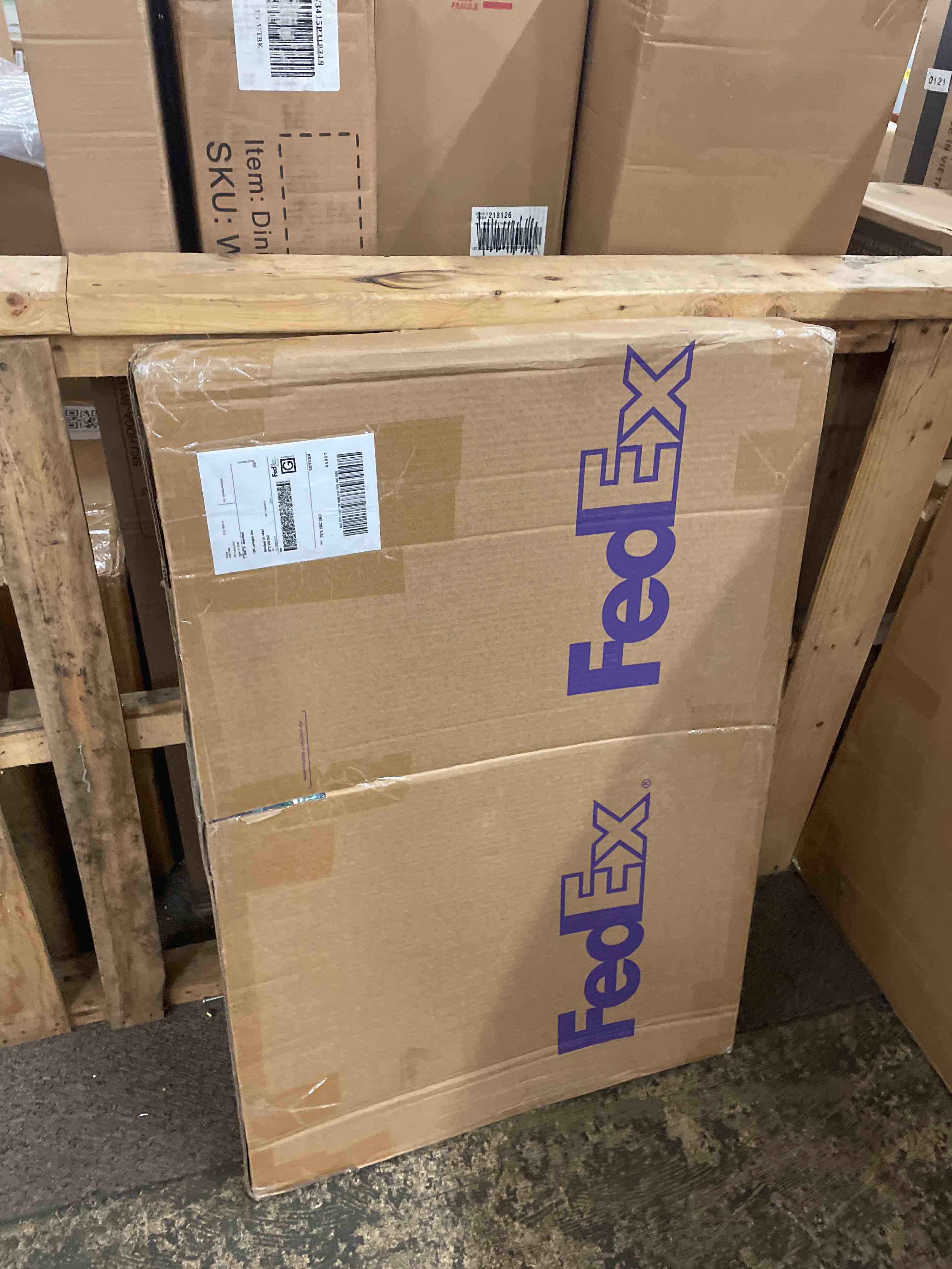 https://s3.amazonaws.com/lotting-images-prod/phillipi/TEA1807340_1759380571369.jpeg