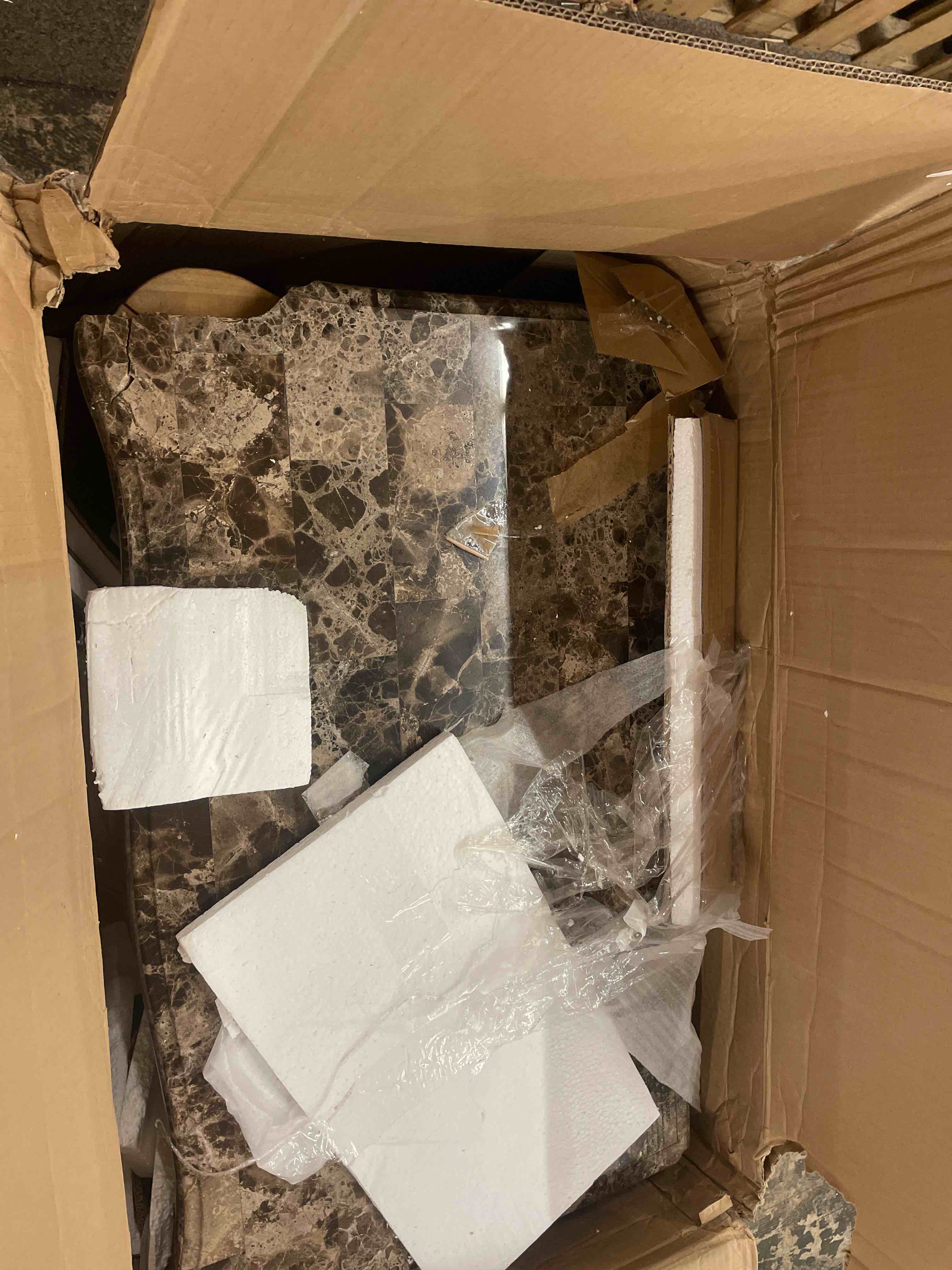 https://s3.amazonaws.com/lotting-images-prod/phillipi/TEA1807345_1759378481791.jpeg
