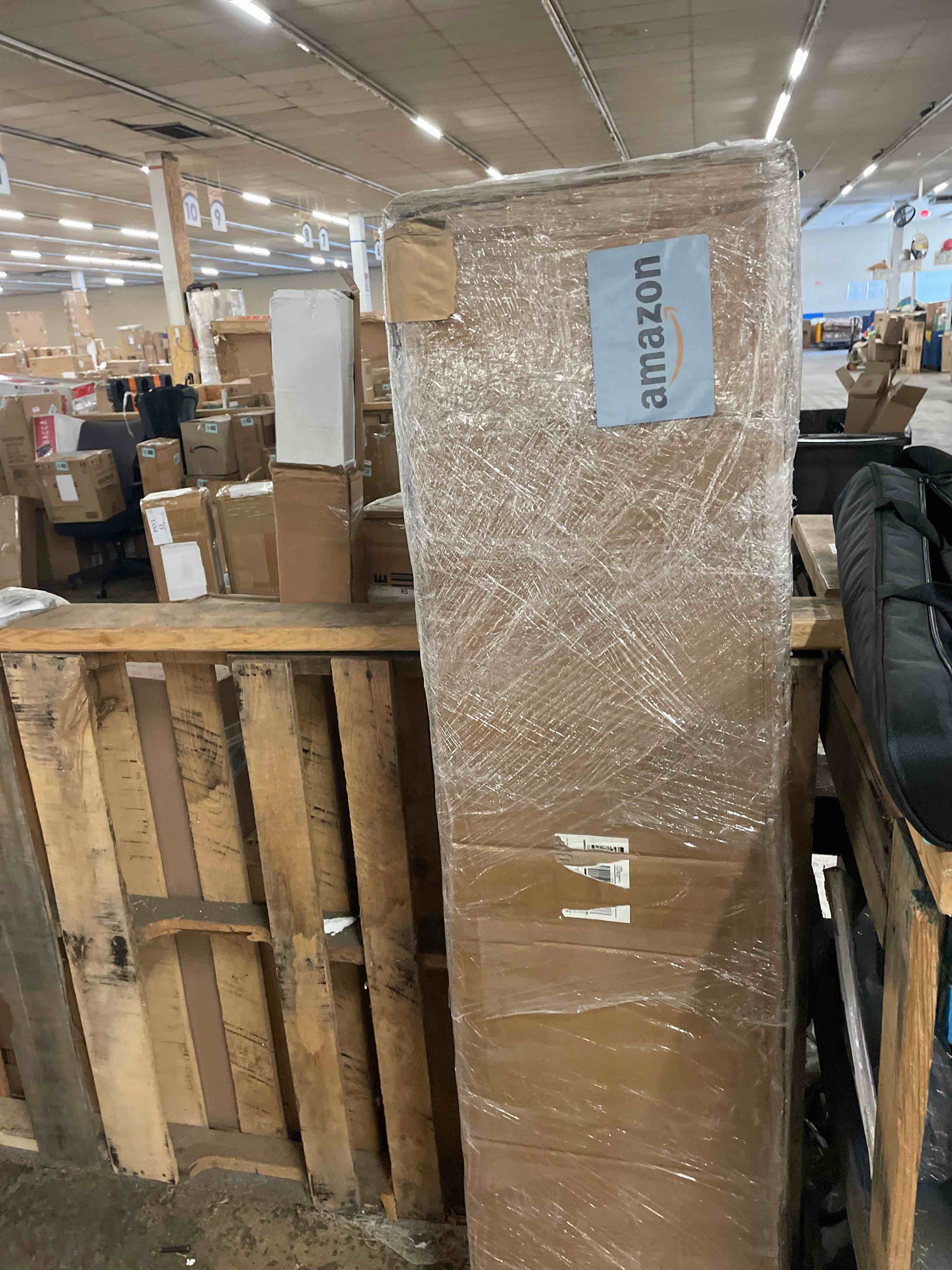 https://s3.amazonaws.com/lotting-images-prod/phillipi/TEA1807355_1759505169834.jpeg