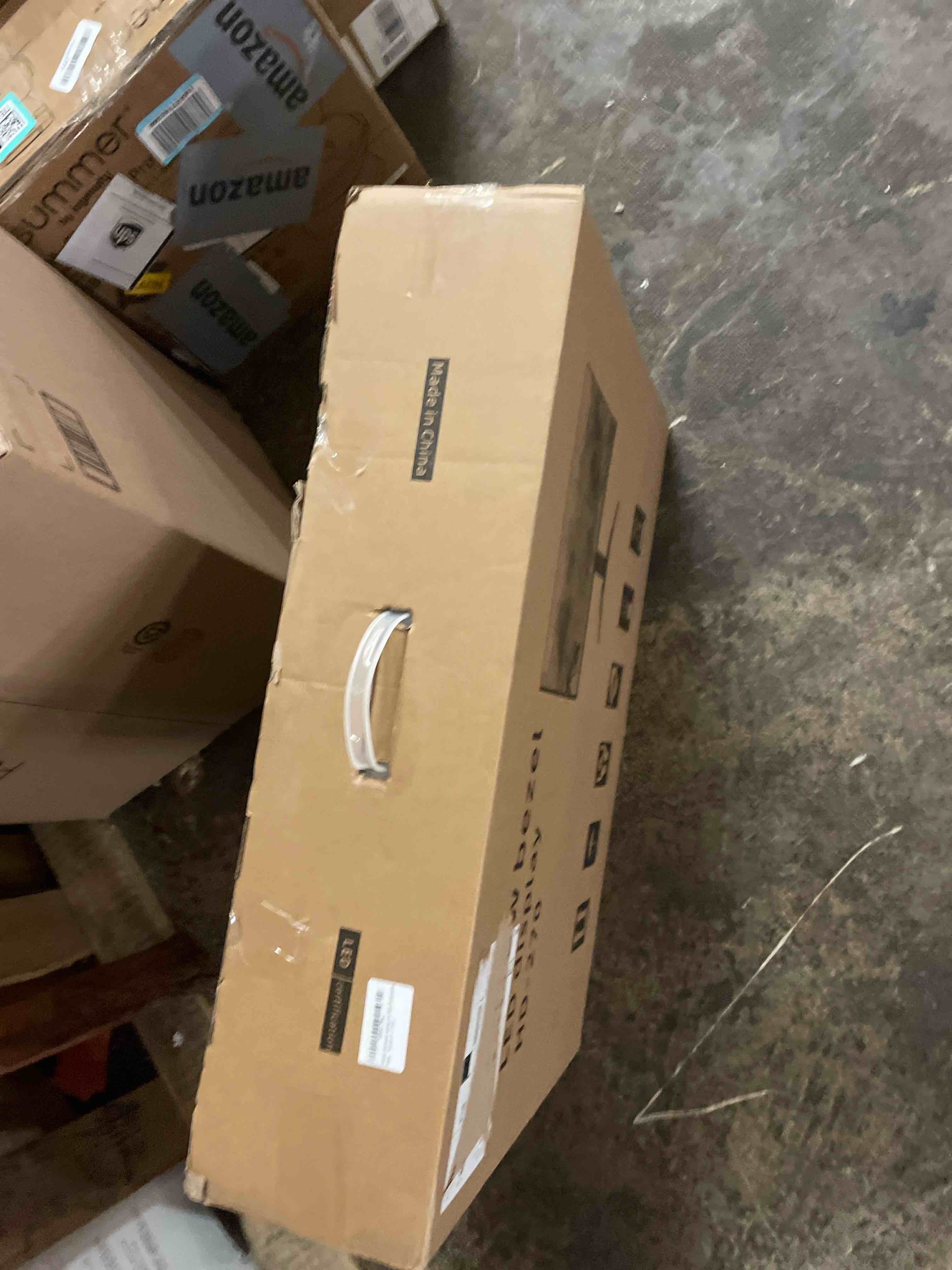 https://s3.amazonaws.com/lotting-images-prod/phillipi/TEA1807372_1759507887260.jpeg