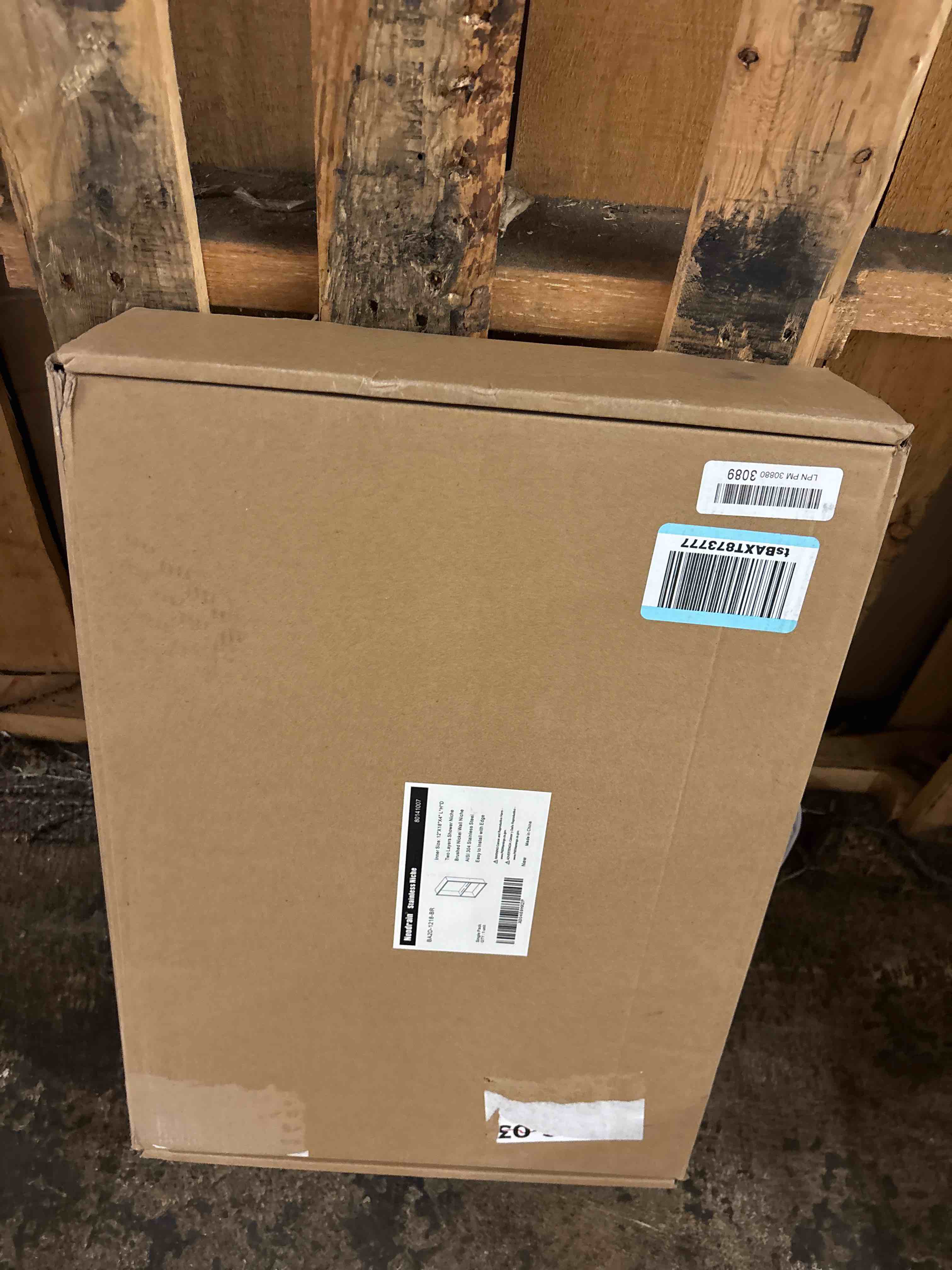 https://s3.amazonaws.com/lotting-images-prod/phillipi/TEA1807389_1759509287393.jpeg