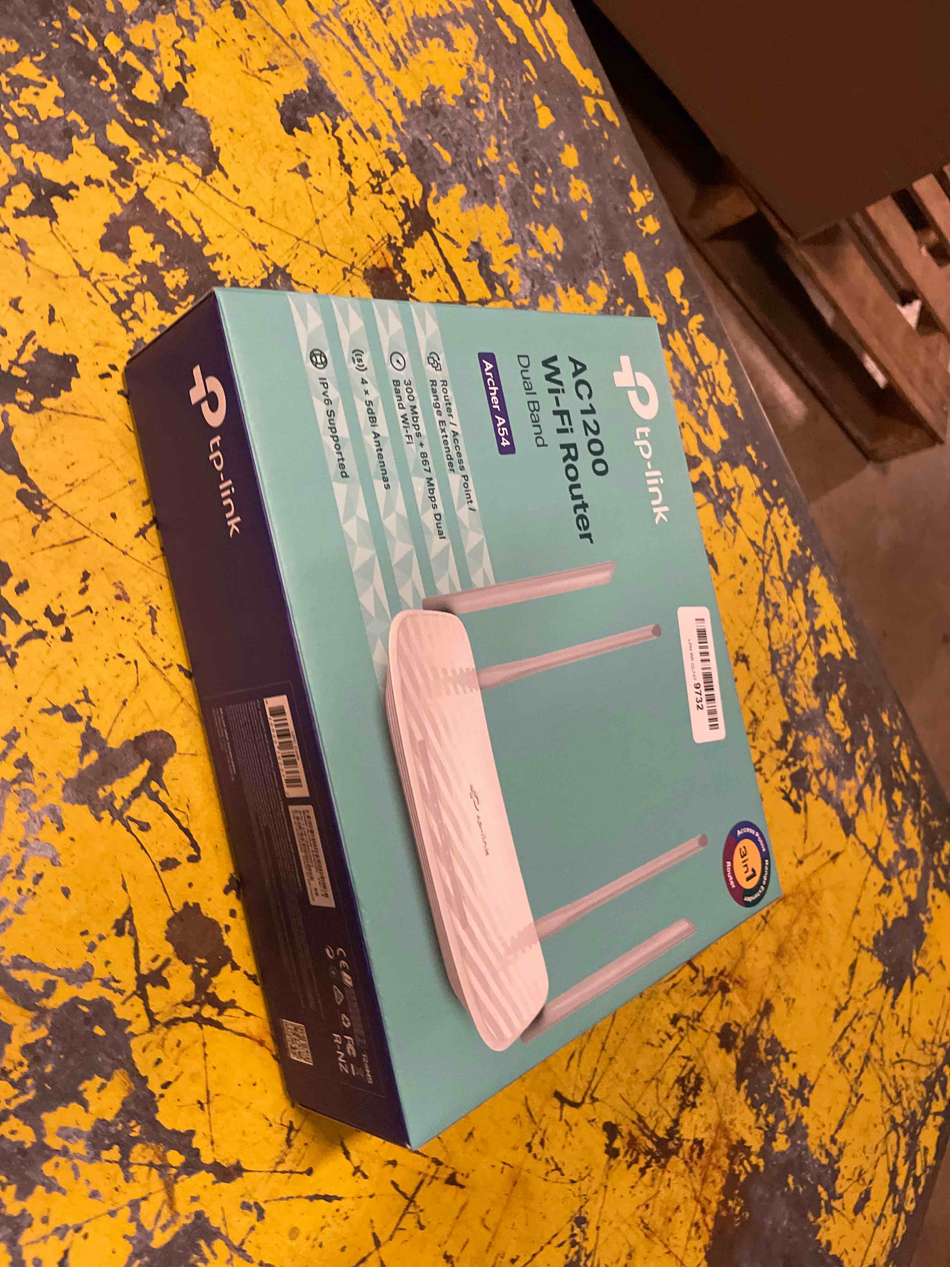 https://s3.amazonaws.com/lotting-images-prod/phillipi/TEA1807438_1759635389519.jpeg