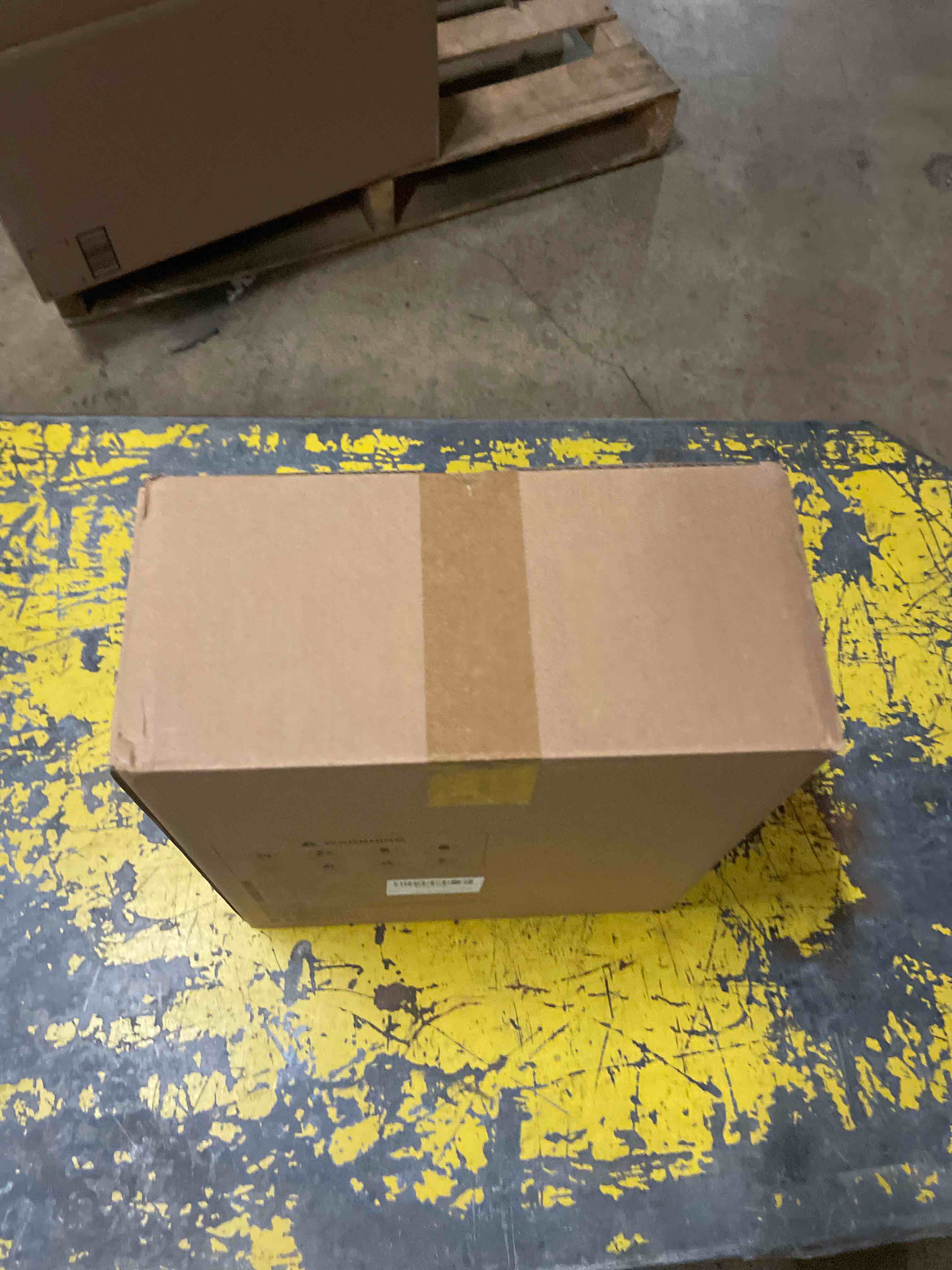 https://s3.amazonaws.com/lotting-images-prod/phillipi/TEA1807446_1759636310158.jpeg