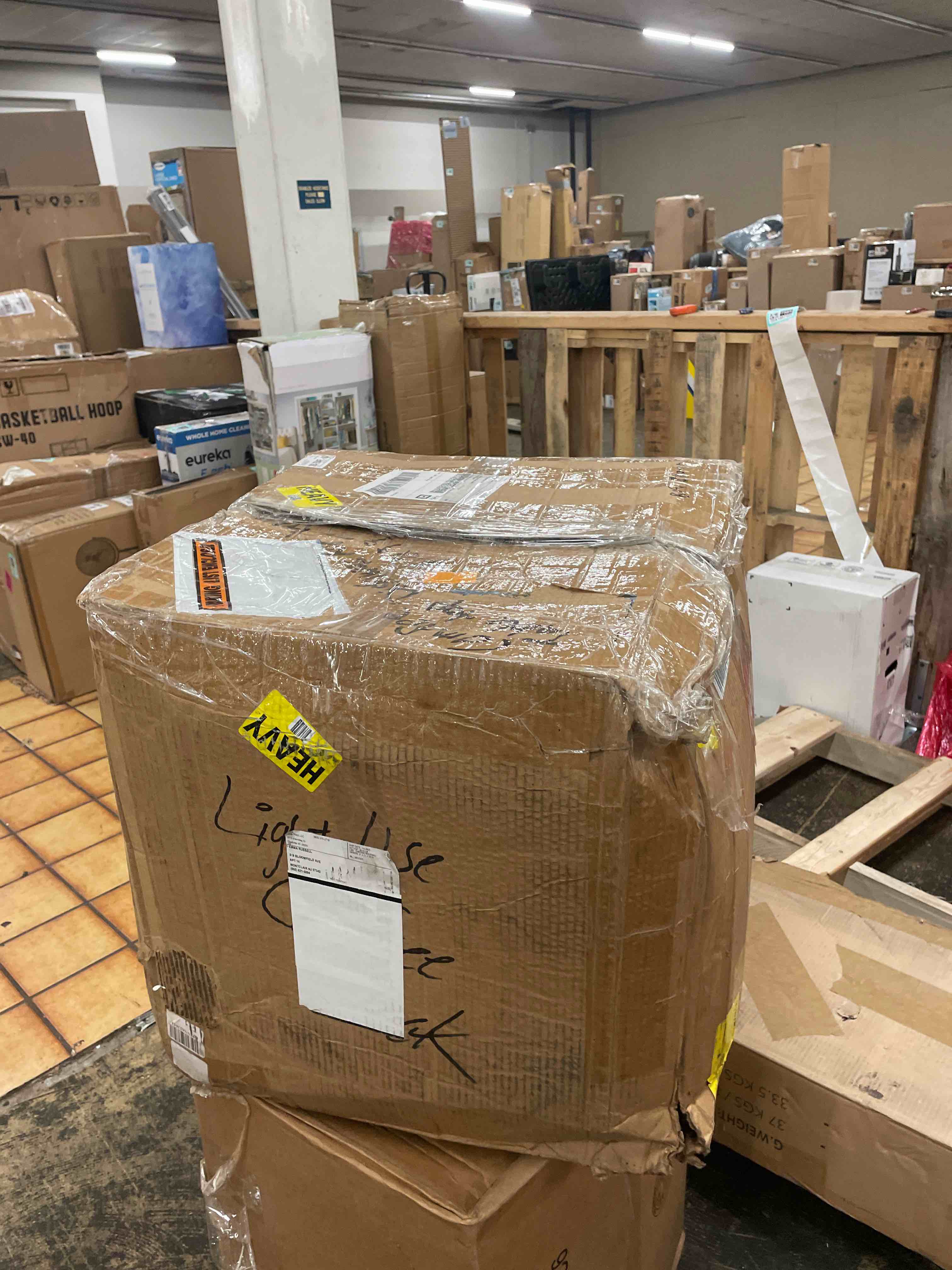 https://s3.amazonaws.com/lotting-images-prod/phillipi/TEA1807585_1759898550487.jpeg