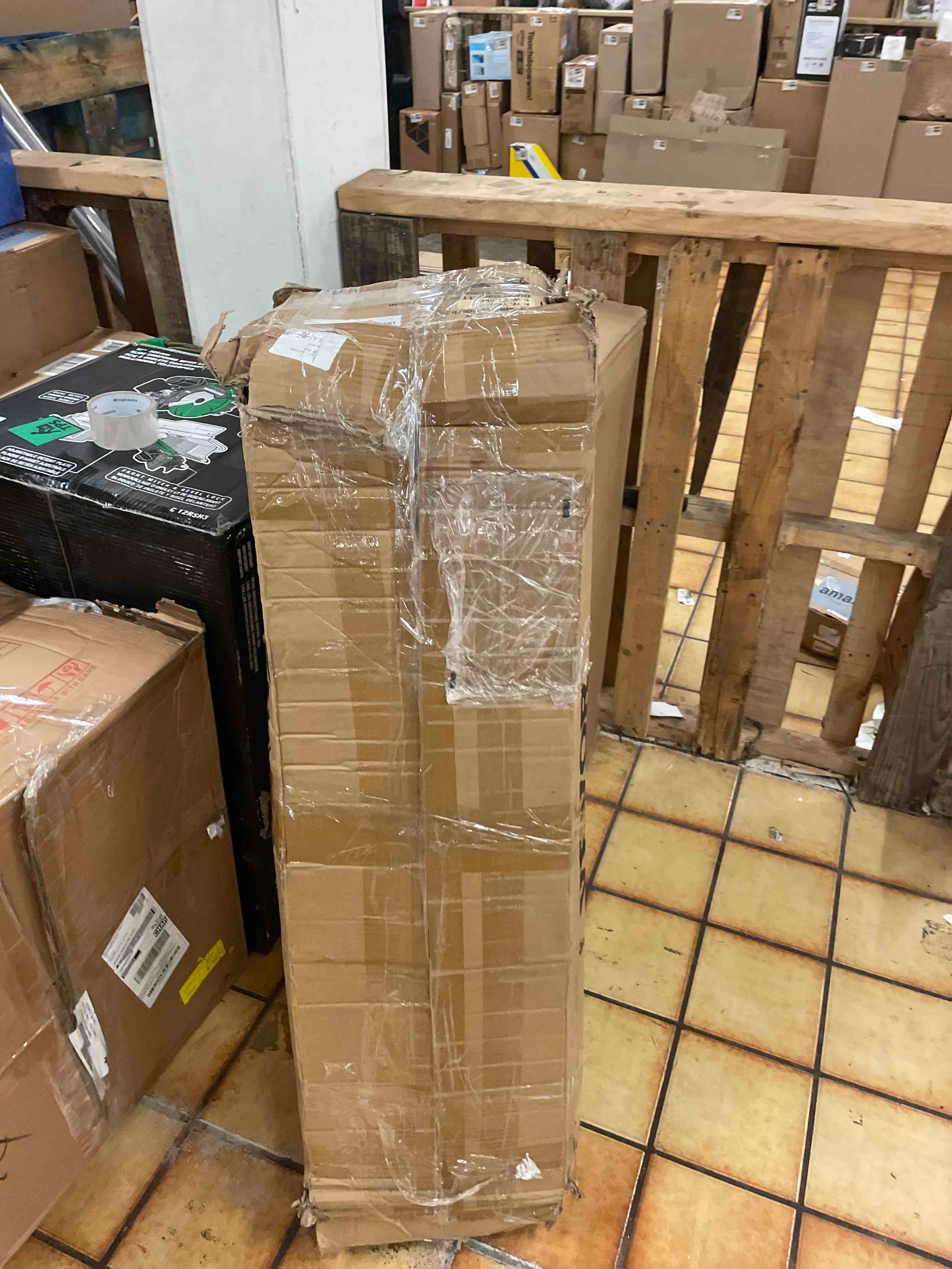 https://s3.amazonaws.com/lotting-images-prod/phillipi/TEA1807592_1759897625982.jpeg