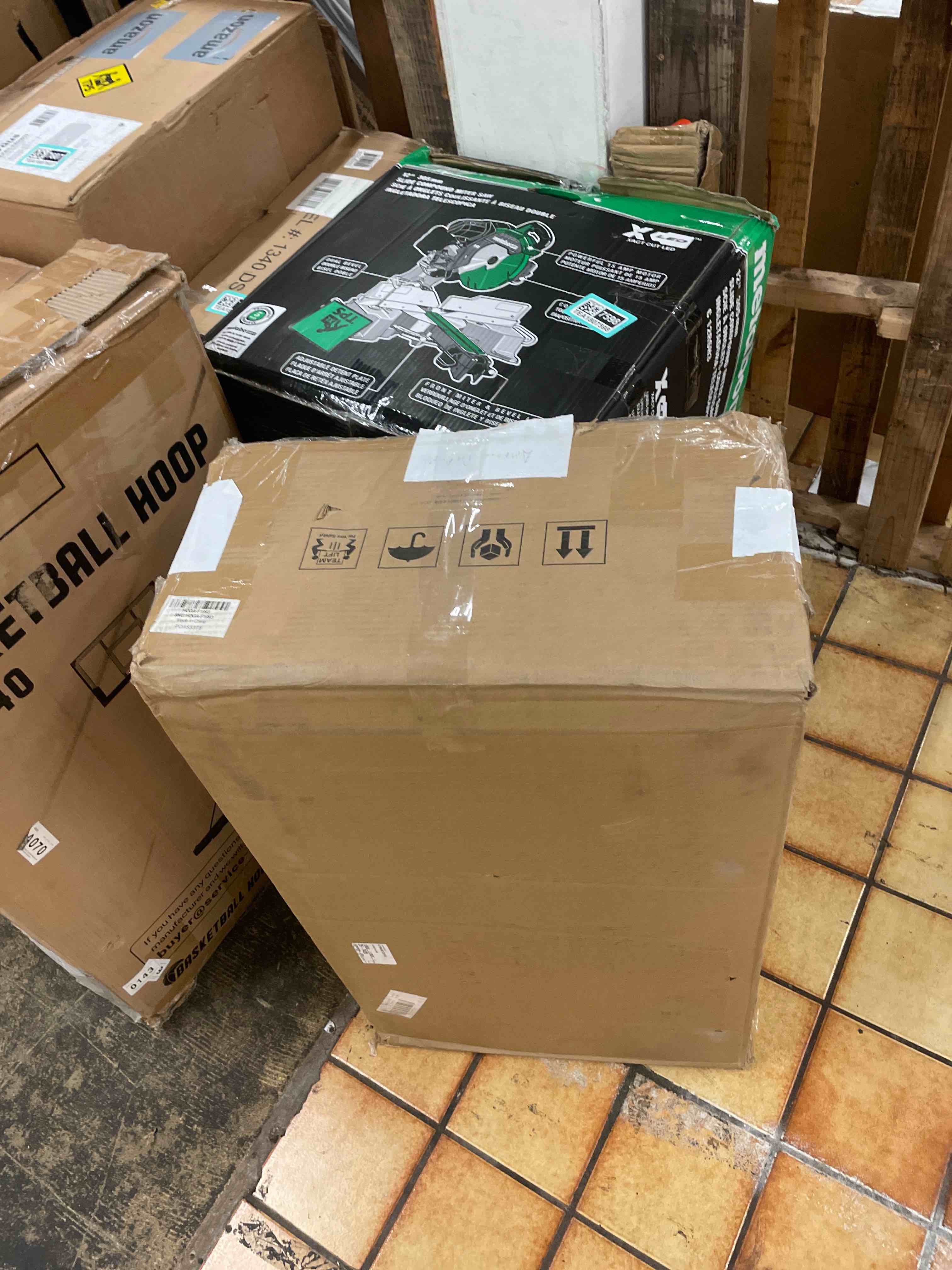 https://s3.amazonaws.com/lotting-images-prod/phillipi/TEA1807597_1759896883548.jpeg