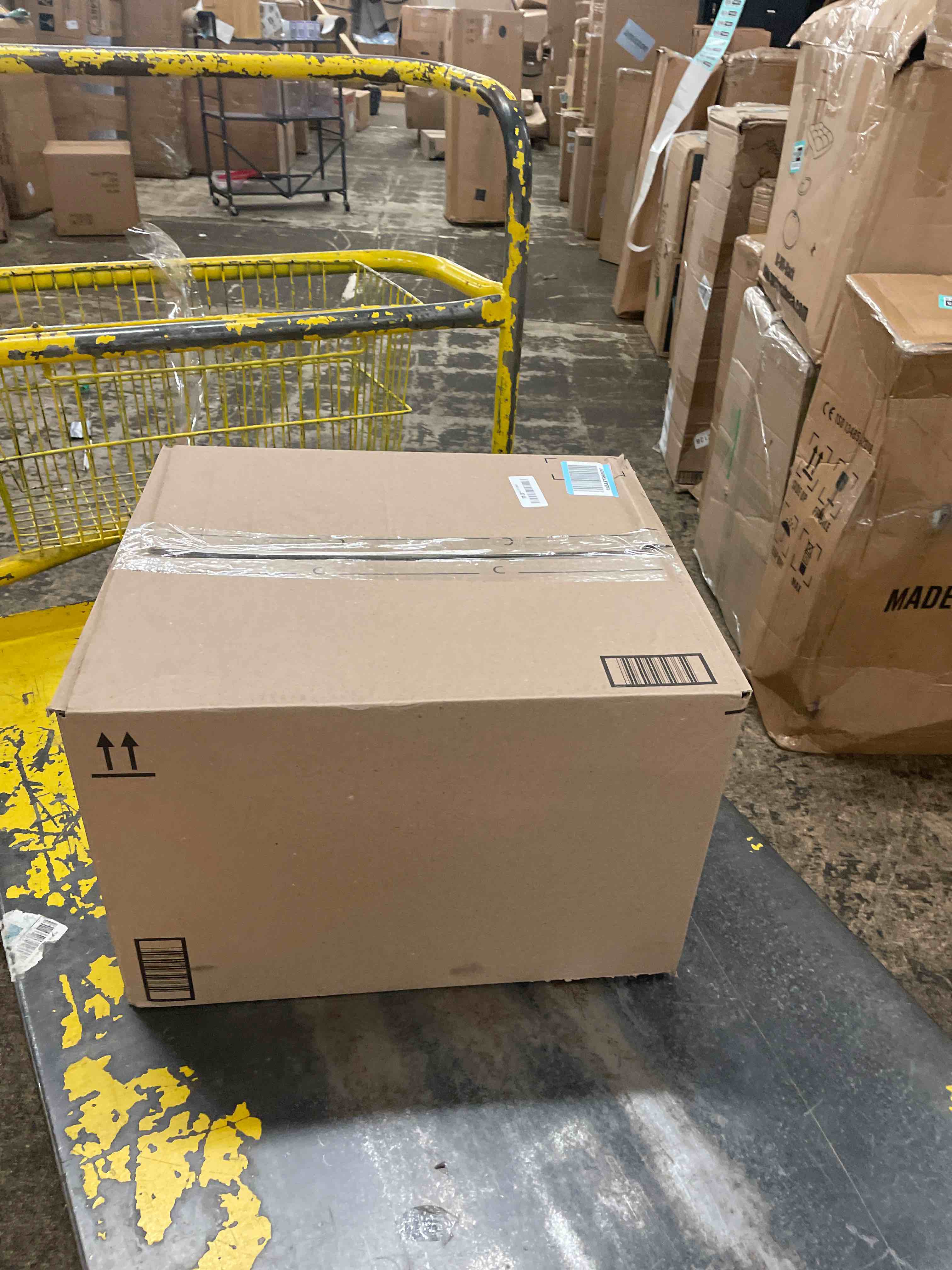 https://s3.amazonaws.com/lotting-images-prod/phillipi/TEA1807609_1759895266636.jpeg