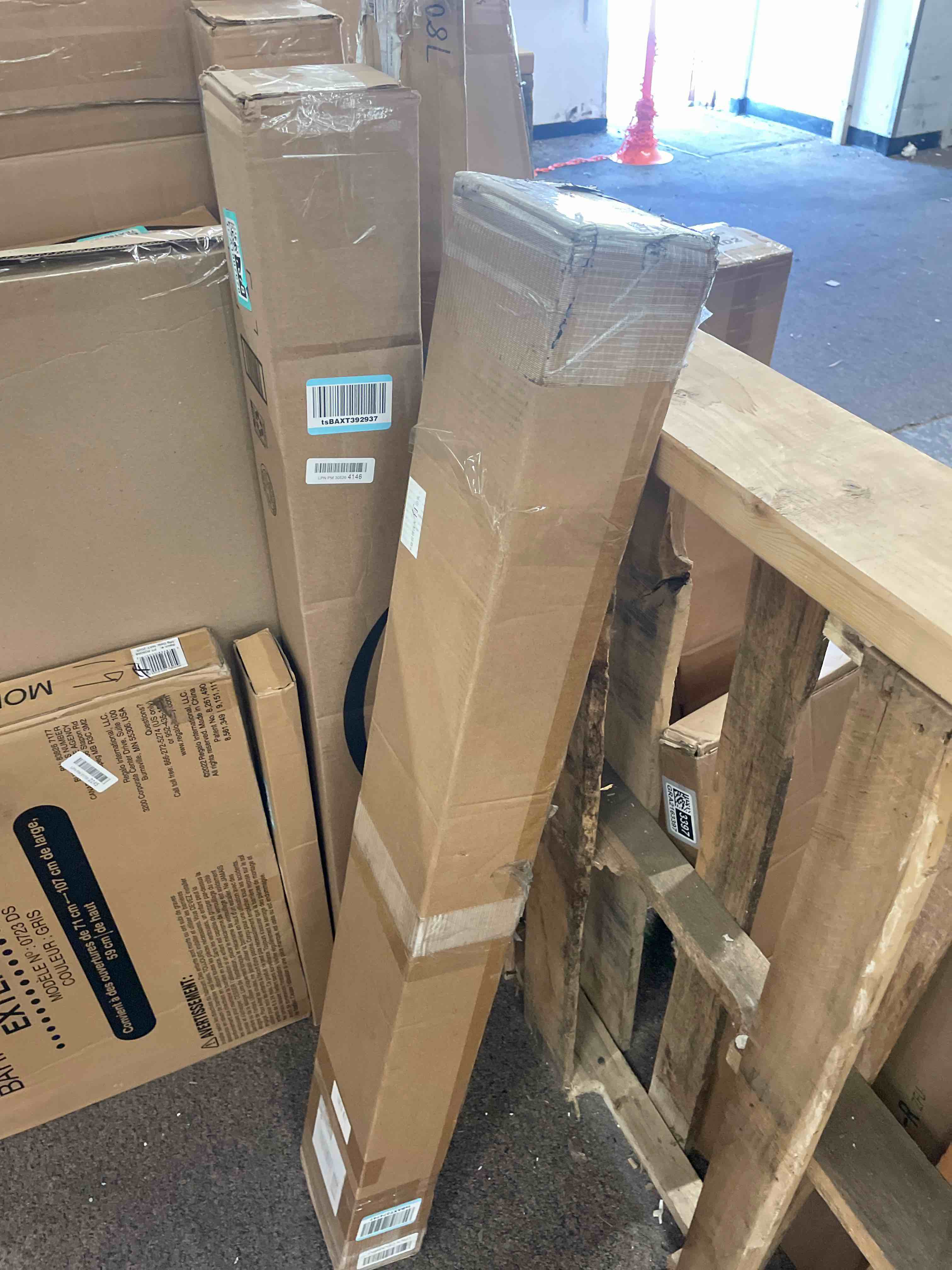 https://s3.amazonaws.com/lotting-images-prod/phillipi/TEA1807680_1760384488173.jpeg