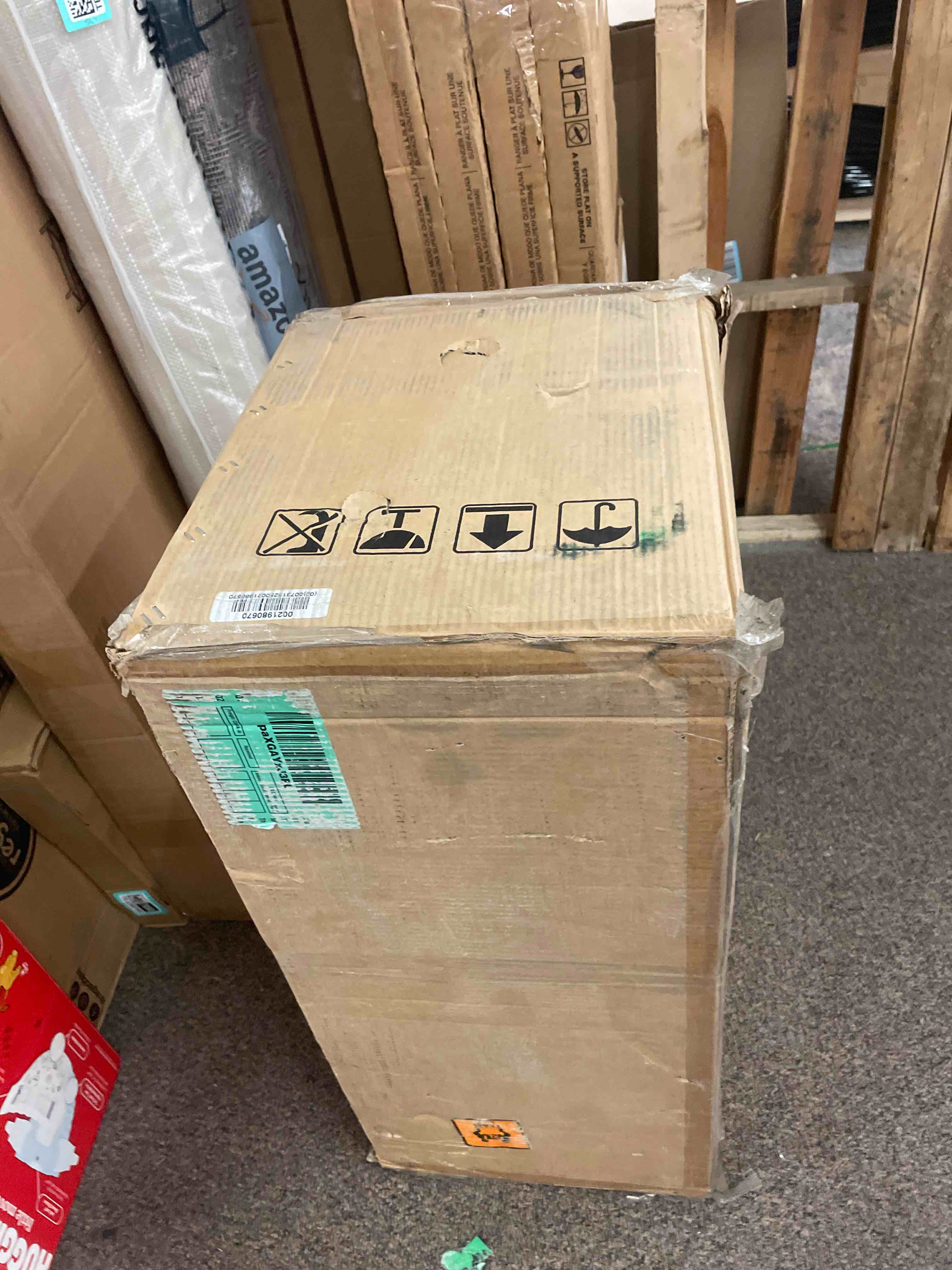 https://s3.amazonaws.com/lotting-images-prod/phillipi/TEA1807693_1760387055207.jpeg