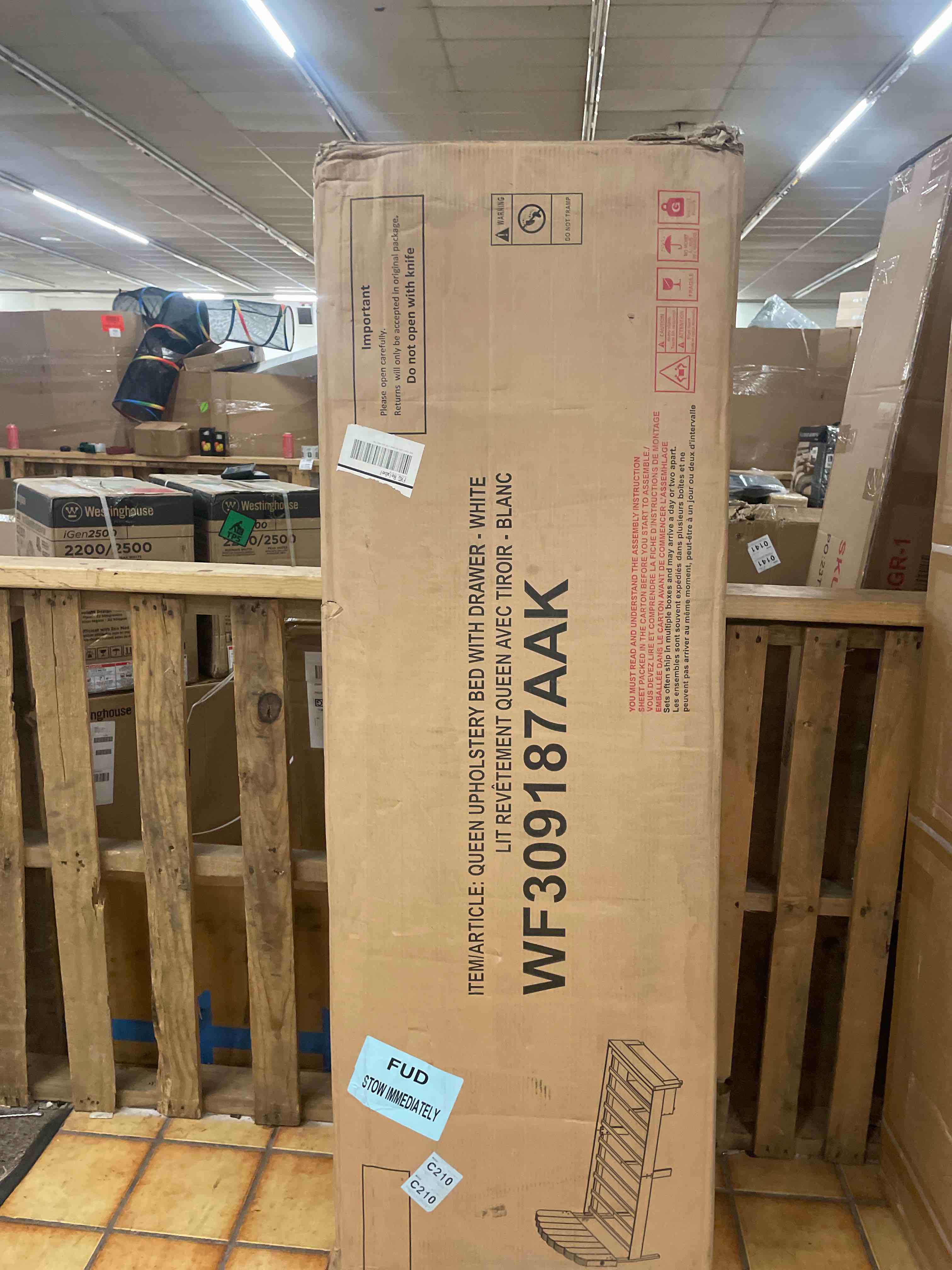 https://s3.amazonaws.com/lotting-images-prod/phillipi/TEA1807764_1760483741197.jpeg