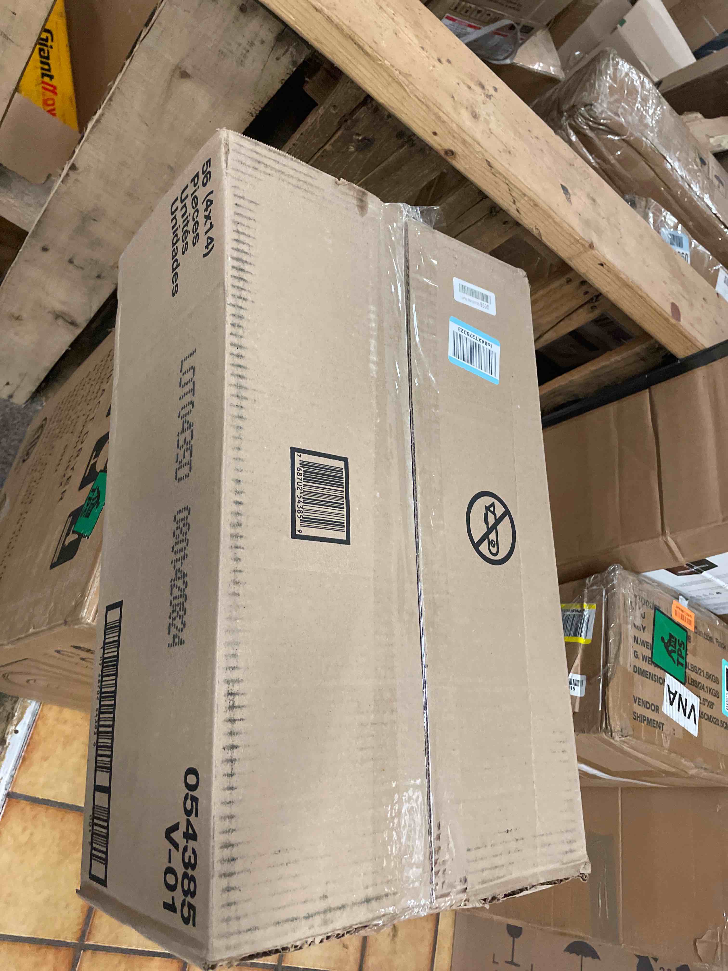 https://s3.amazonaws.com/lotting-images-prod/phillipi/TEA1807778_1760486292072.jpeg