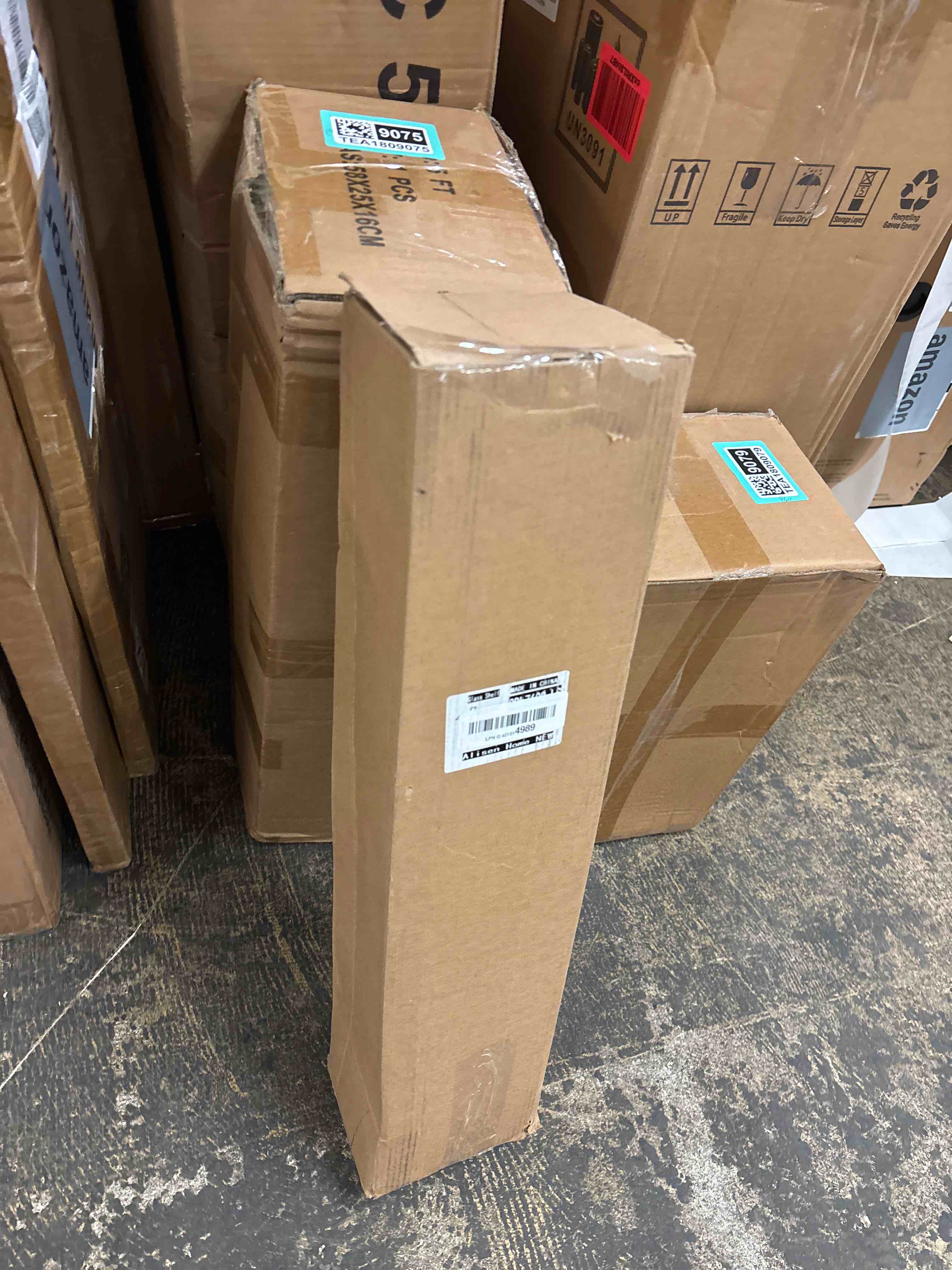 Condition photo showing New/Like New for Alise Bathroom Double Towel Bars 28'',Wall Mount Towel Holder Towel Racks for Bathroom Labatory,SUS304 Stainless Steel Towel Hanger Towel Rails,Brushed Nickel