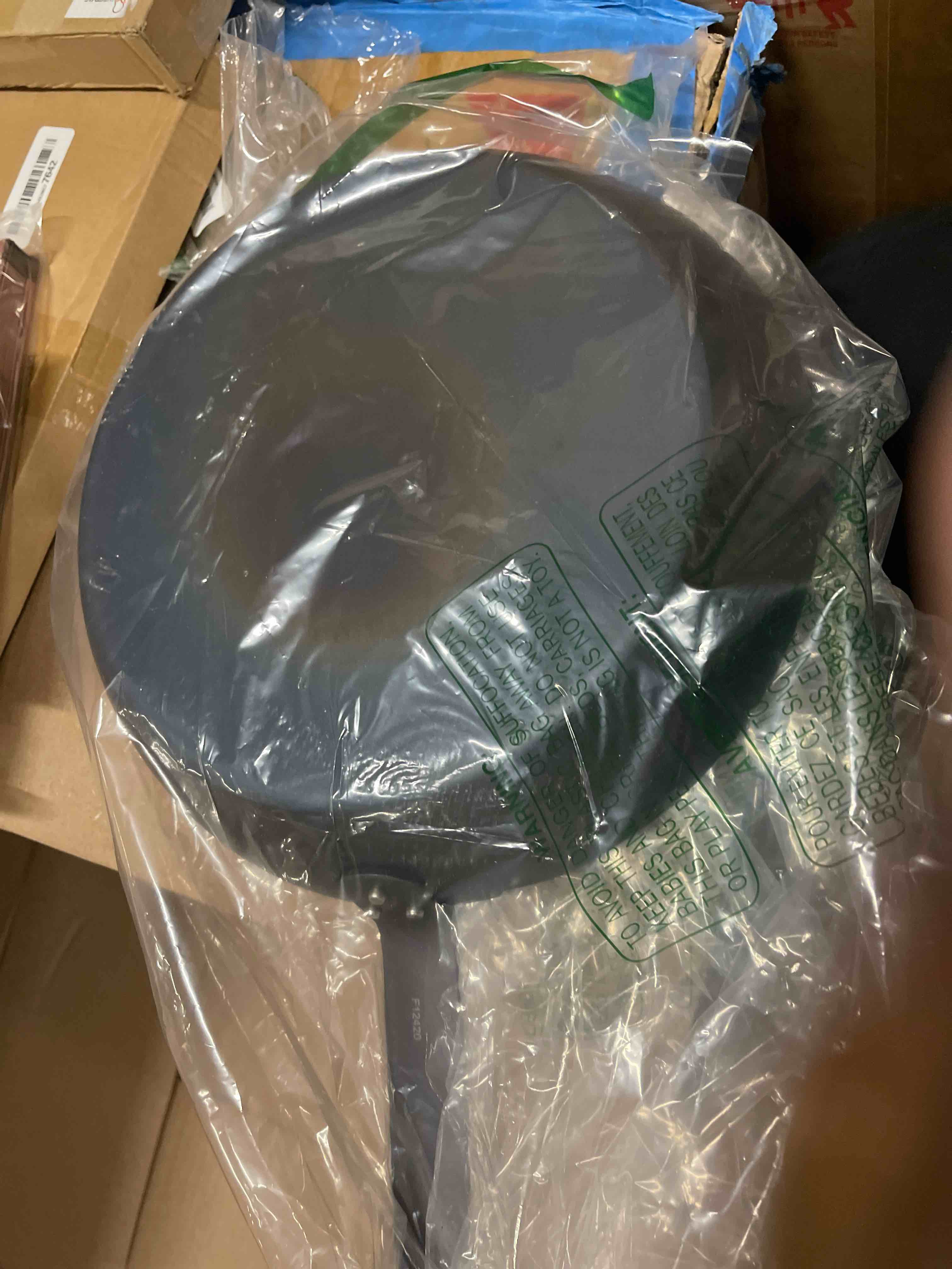 Condition photo showing New/Like New for Merten & Storck Pre-Seasoned Carbon Steel 10” Frying Pan Skillet, Use on Induction, Stove and Grill, Durable, Even-Heating, for Searing, Grilling, Oven Use, and Campfire, Indoor/Outdoor 10" Frying Pan Skillet Black