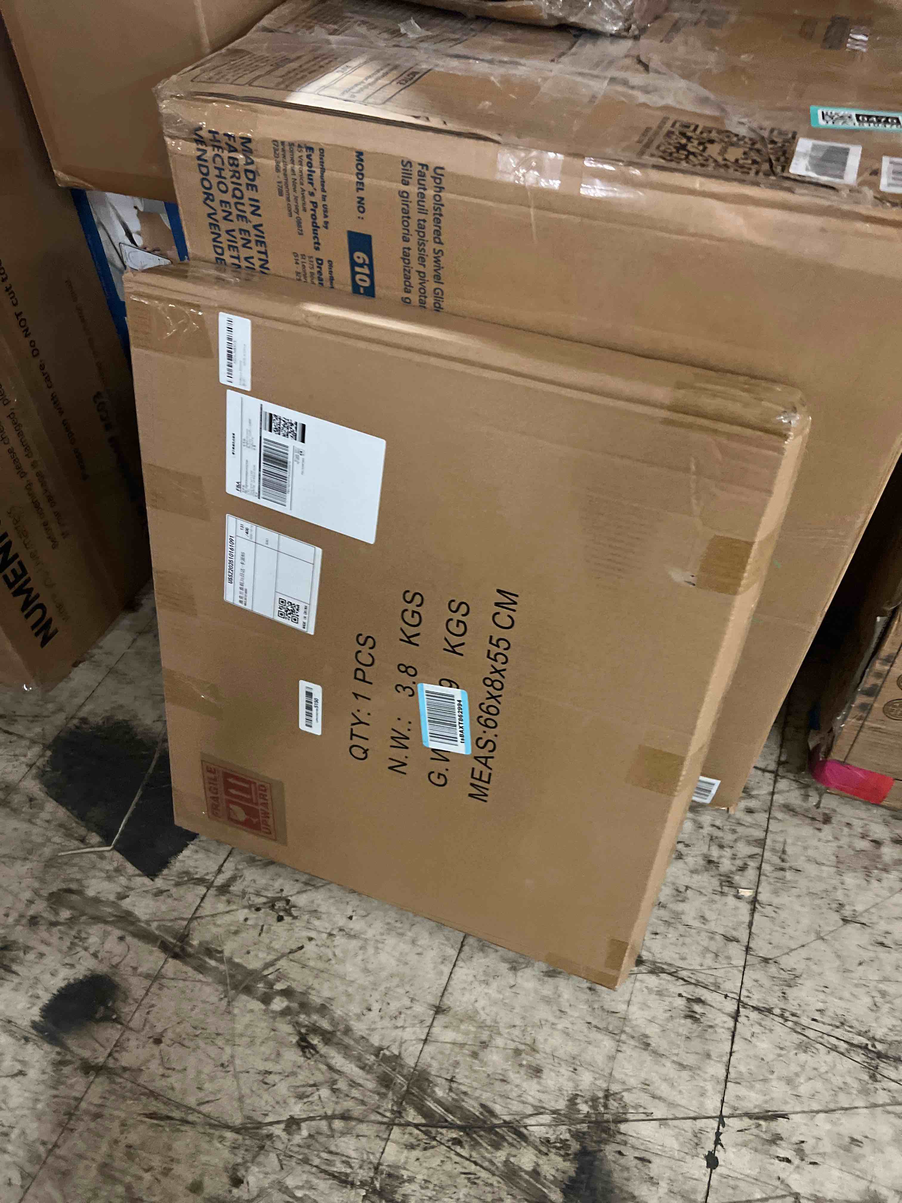 Condition photo showing New/Like New for HIEEY Lighted Makeup Mirror, Hollywood Vanity Mirror with Lights, Three Color Lighting Modes, with 5X Magnification Mirror, Smart Touch Control, 360°Rotation (22.8in,White) 22.8"L X 18.1"W (128 LED)