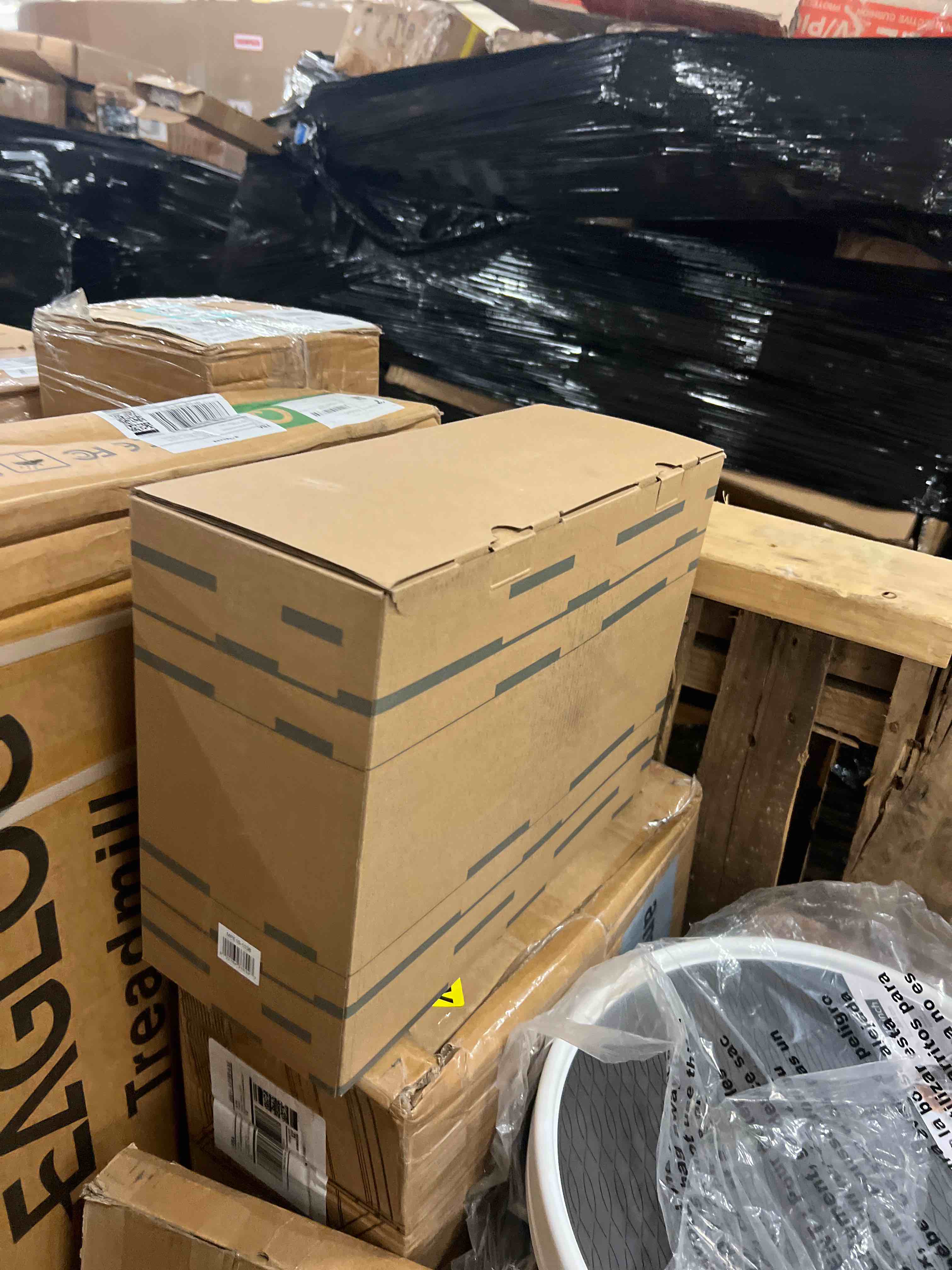 Condition photo showing New/Like New for Madison Park Essentials Queen Comforter Set, Bed in A Bag Comforter & Sheet Set, Modern Casual Stripes Print, All Seasons, Soft Microfiber Bedding Makeover, Matching Shams, Queen Taupe/Grey 7 Piece Taupe/Grey Queen