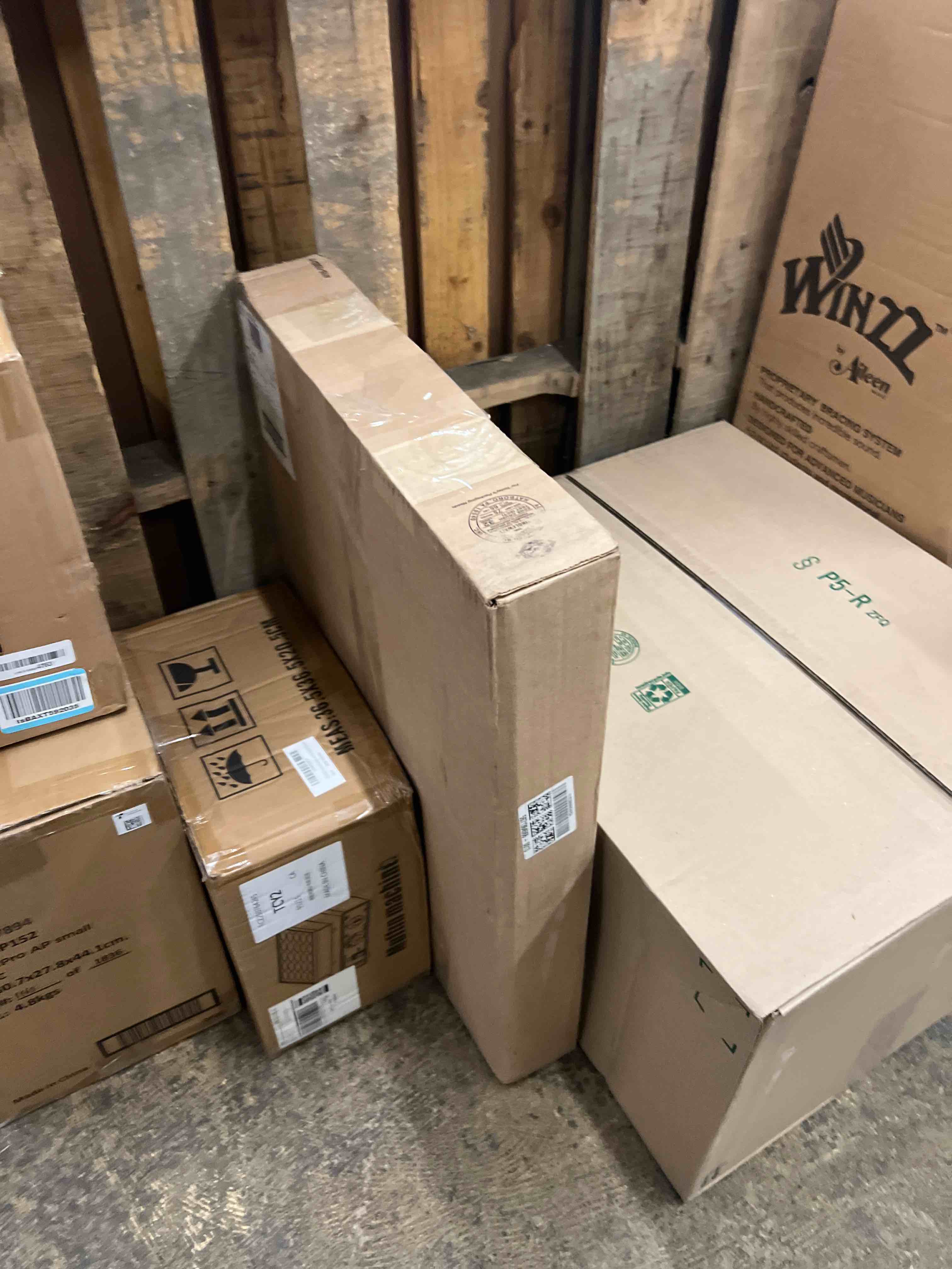 Condition photo showing New/Like New for PetSafe Wall Tunnel Extension Electronic SmartDoor, Large, White