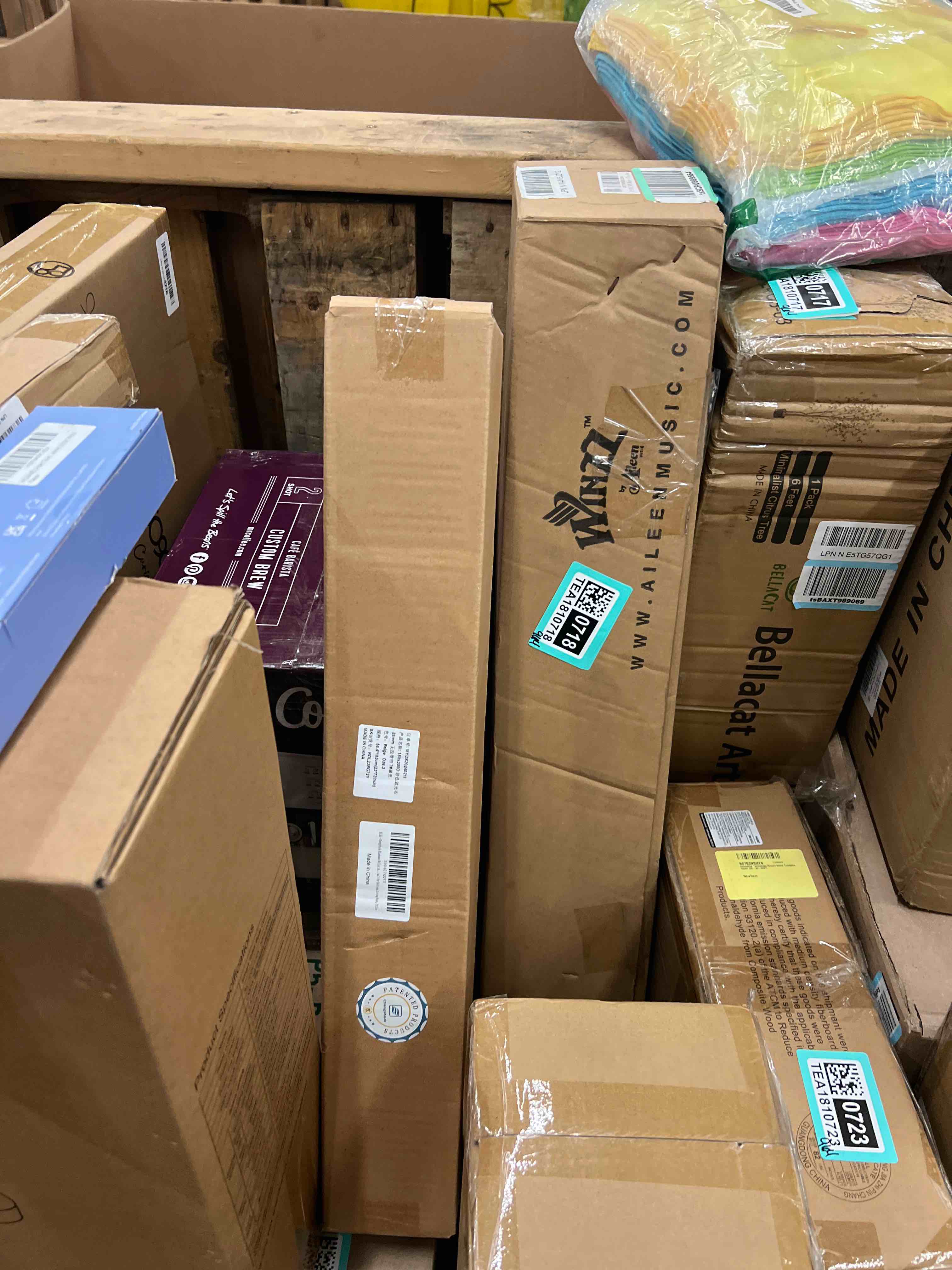 Condition photo showing New/Like New for Changshade Blackout Roller Shades for Window, Cordless Blackout Blinds with Cassette Valance,Room Darkening Roller Blinds,Easy to Install for Bedroom,Living Room,Office,23" W72 H,Beige