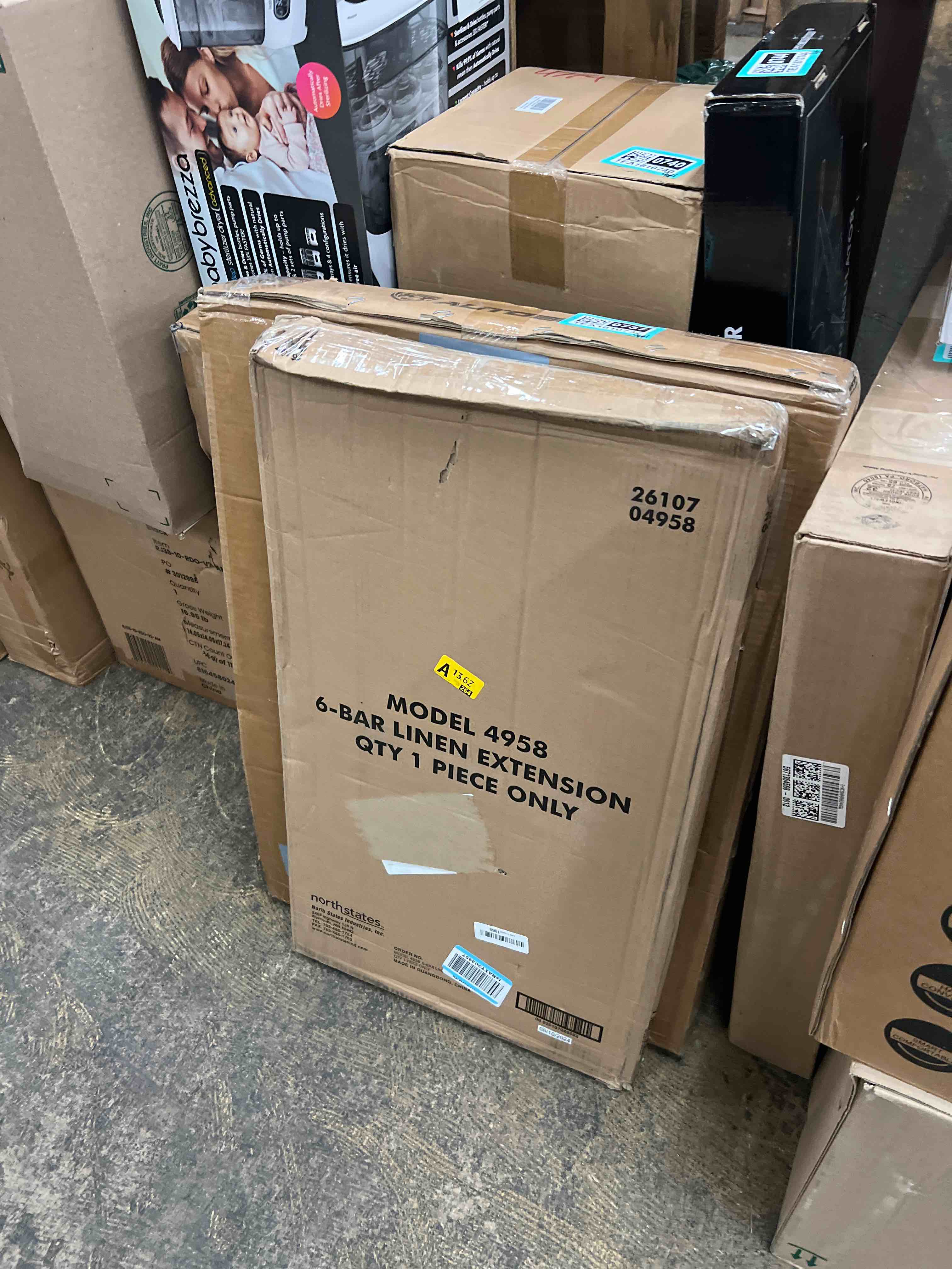 Condition photo showing New/Like New for North States 6-Bar Linen Extension for Deluxe Décor Gate White 15  x 30