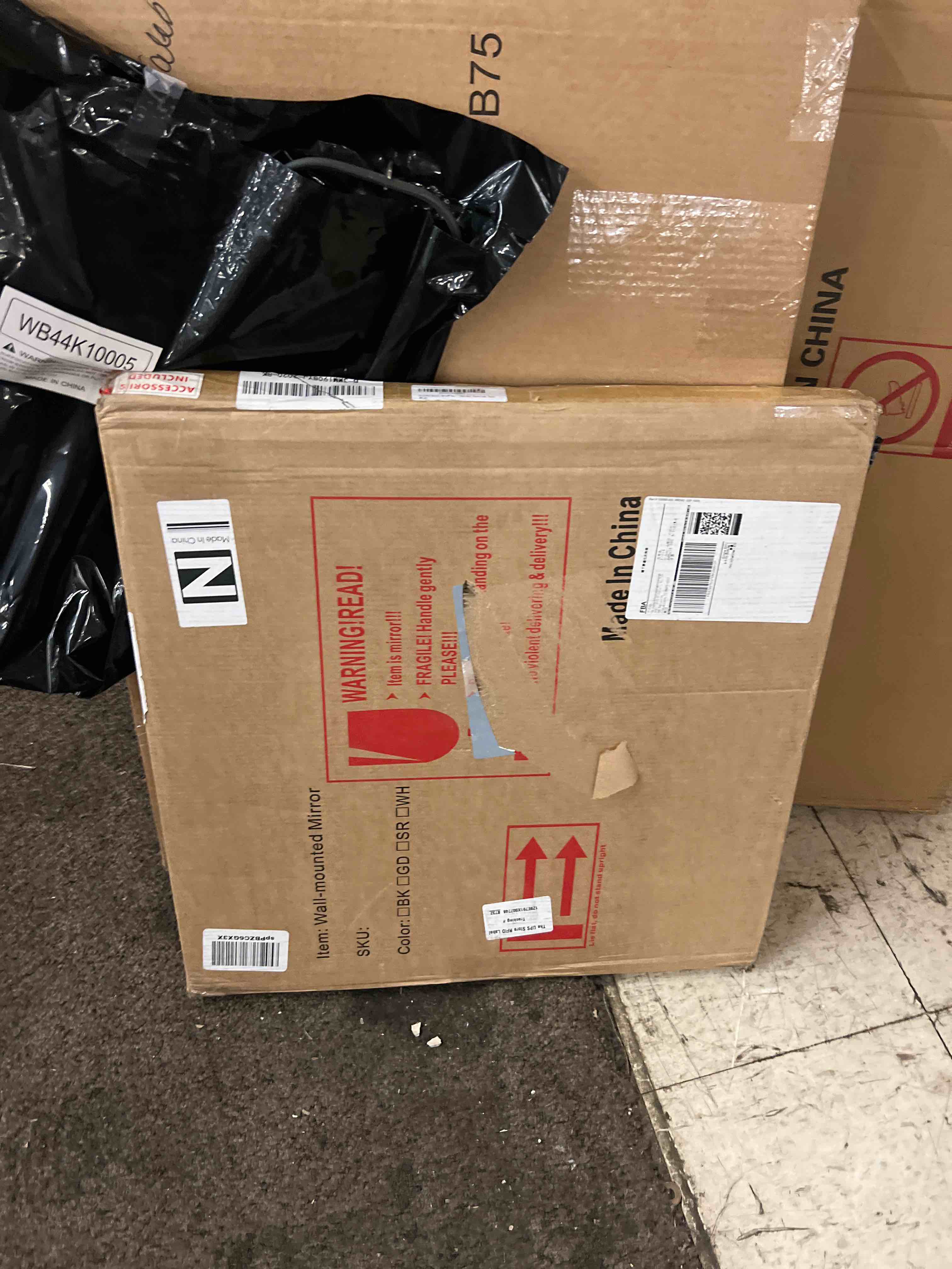 Condition photo showing New/Like New for Antok Wall Mirror, 20"x20" Bathroom Vanity Mirror, Anti-Rust HD Tempered Glass, Wall Mounted Mirrors for Living Room, Entryway, Black Frame, Round