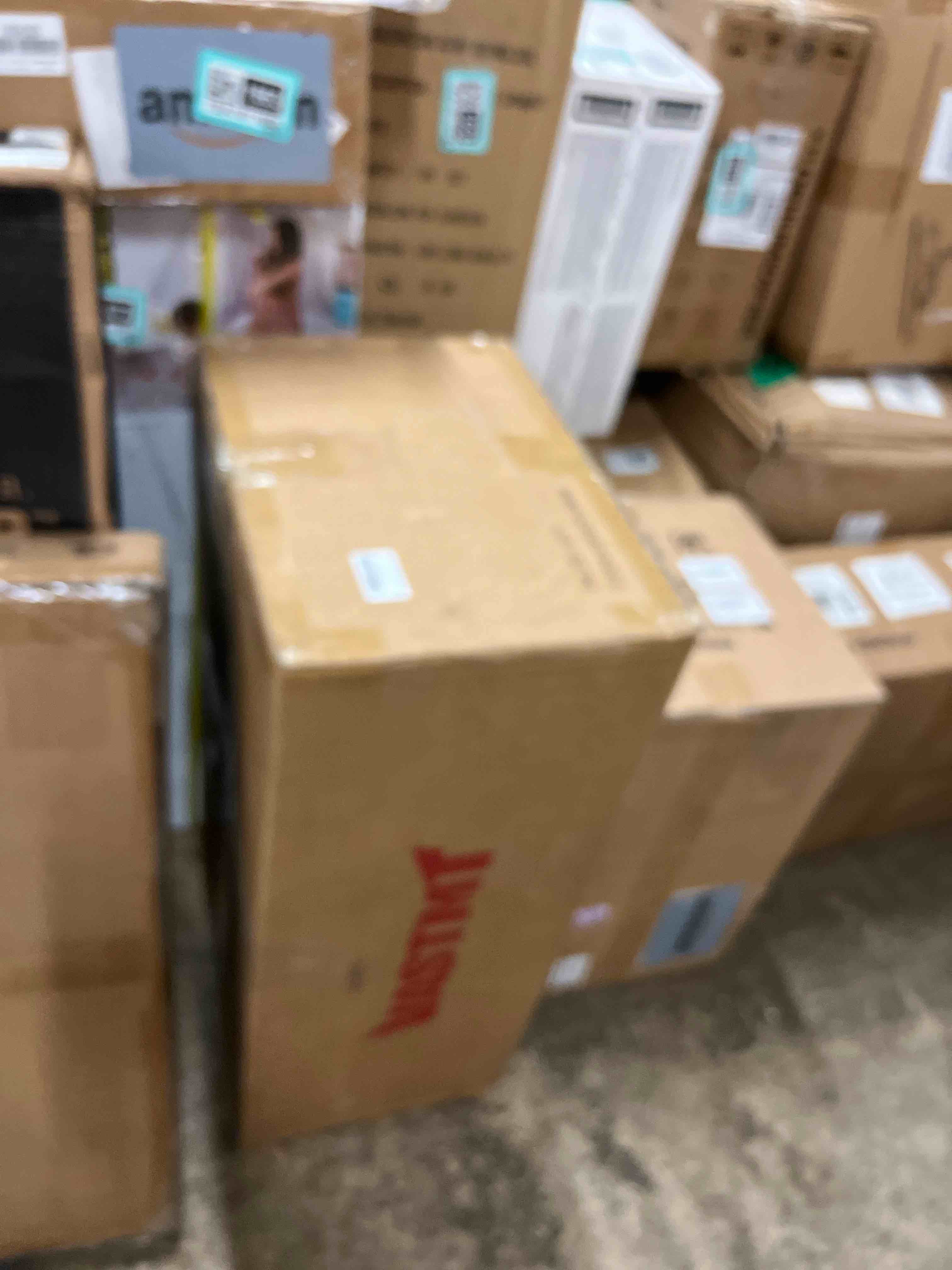 https://s3.amazonaws.com/lotting-images-prod/phillipi/TEA1811657_1785325930932.jpeg