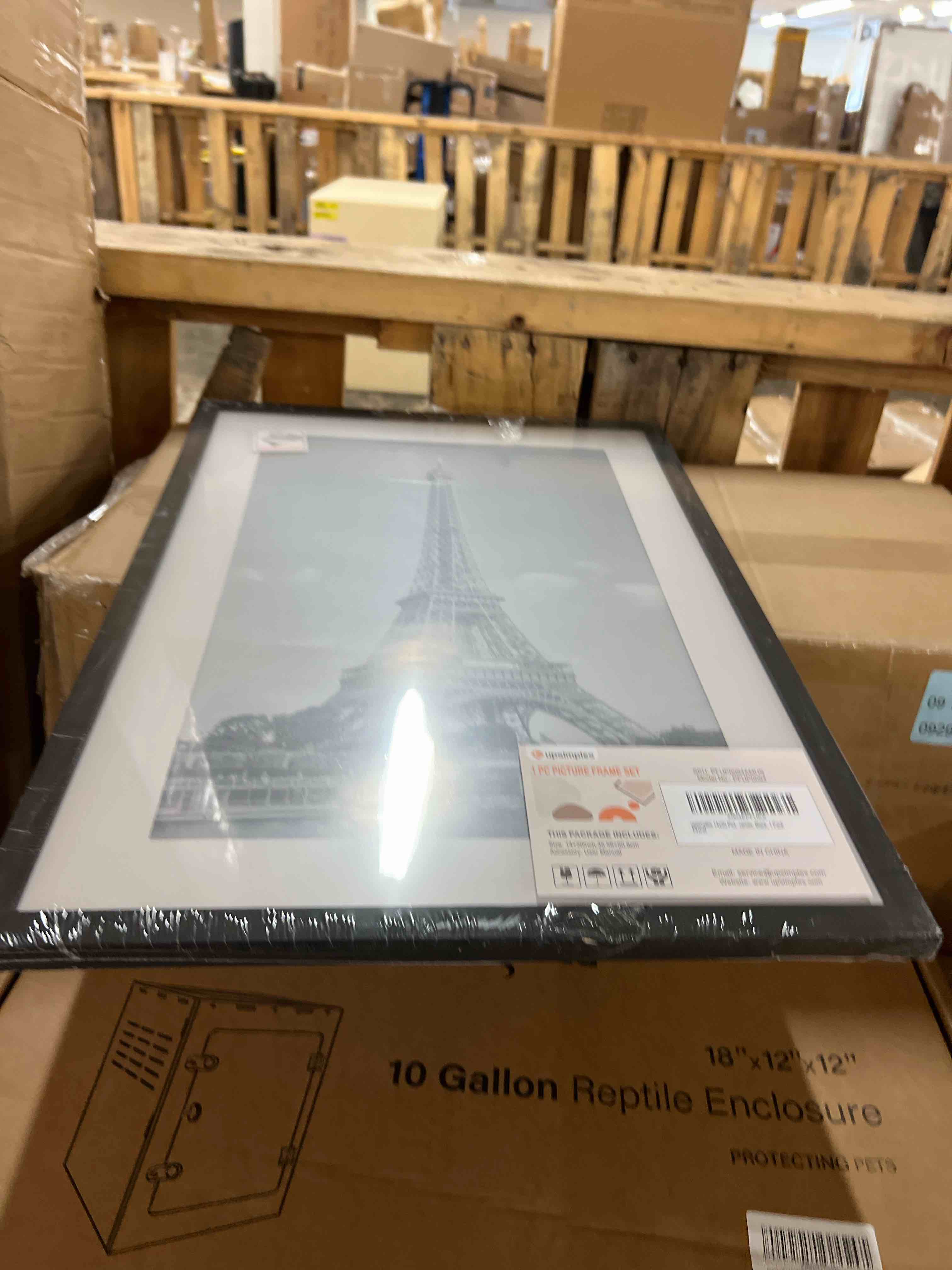 Condition photo showing New/Like New for upsimples 14x20 picture frame, display pictures 11x17 with mat or 14 x 20 without, wall hanging poster frames, black, 1 pack black 14x20