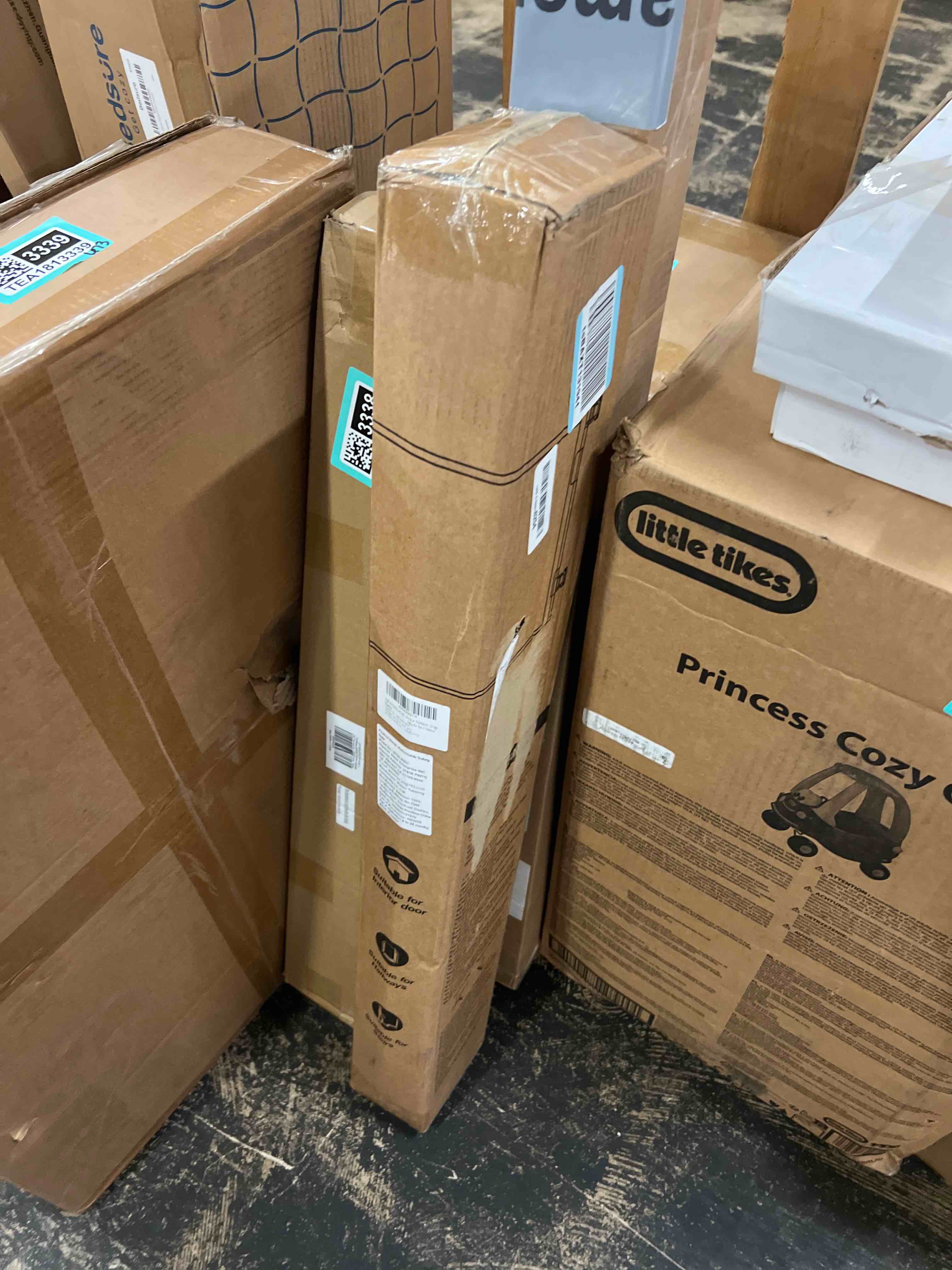 https://s3.amazonaws.com/lotting-images-prod/phillipi/TEA1813337_1776346169657.jpeg