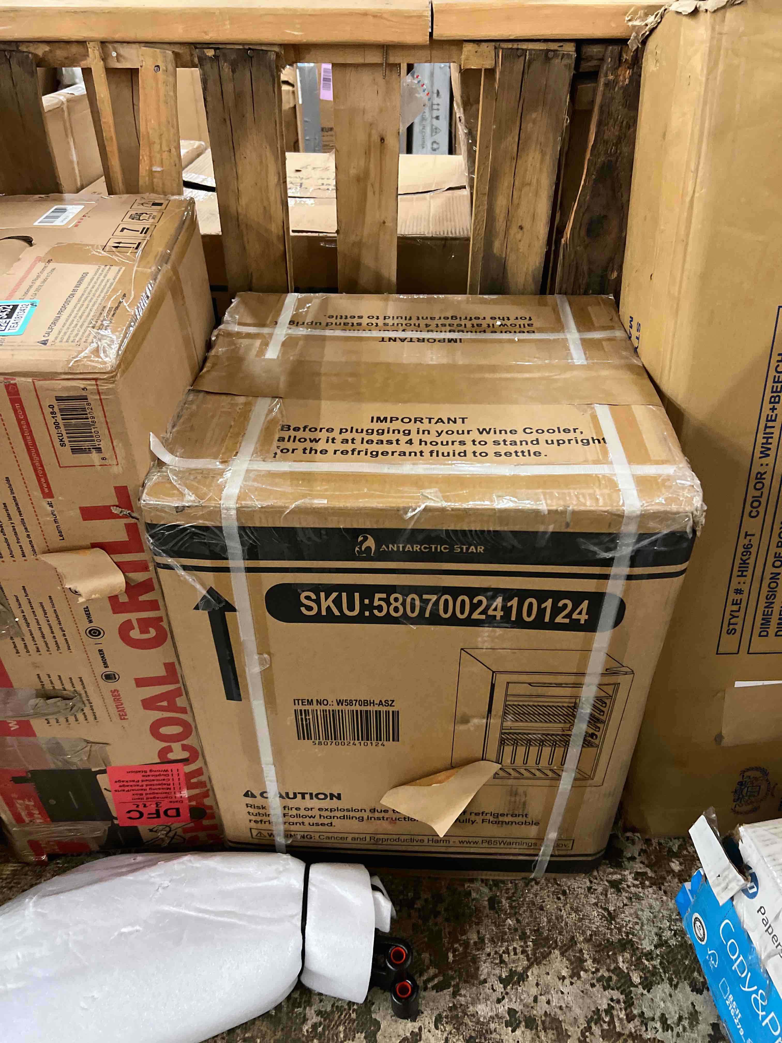 Condition photo showing New/Like New for antarctic star 16 bottle wine cooler beverage refrigerator small mini wine cellar beer soda clear glass door bar fridge quiet operation compressor adjust temp control freestanding, 2.4 cu. ft