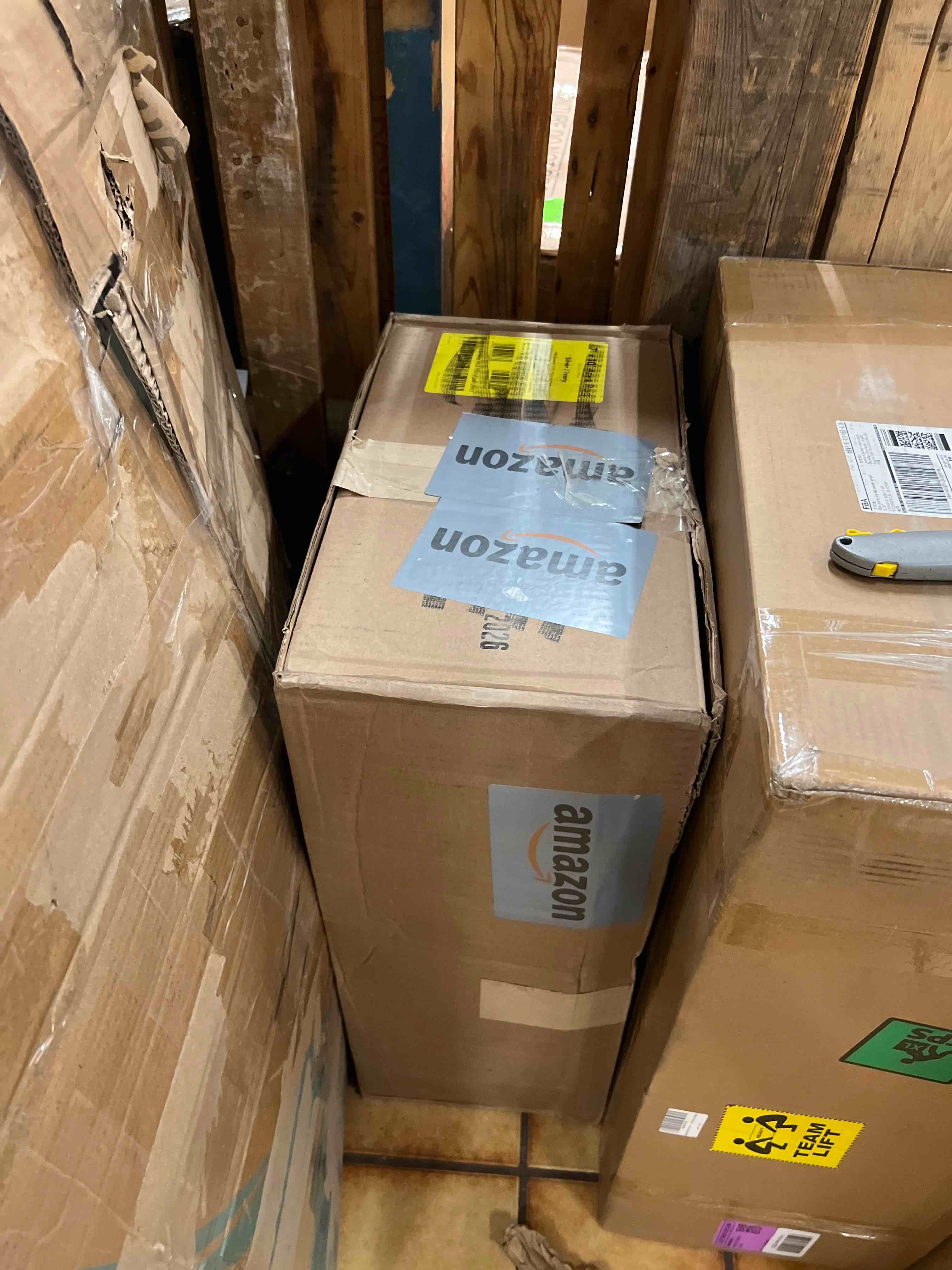 Condition photo showing New/Like New for garland rug country living buffalo plaid 7 ft. x 10 ft. area rug soft silver/ivory