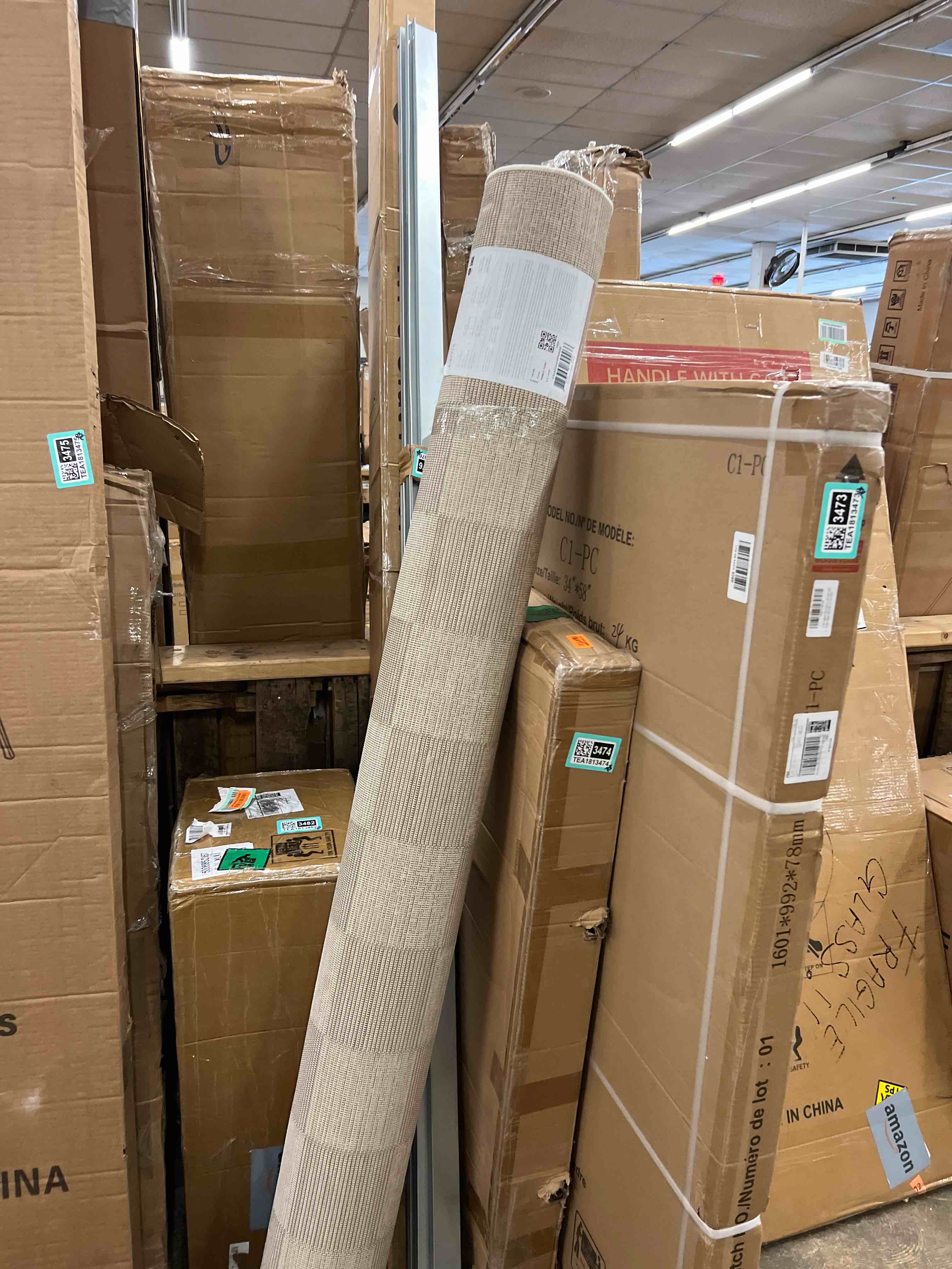 Condition photo showing New/Like New for loloi chris loves julia calvin collection clv-01 pebble/ivory 6'-3" x 9'-6" area rug checkered neutral soft living room bedroom carpet