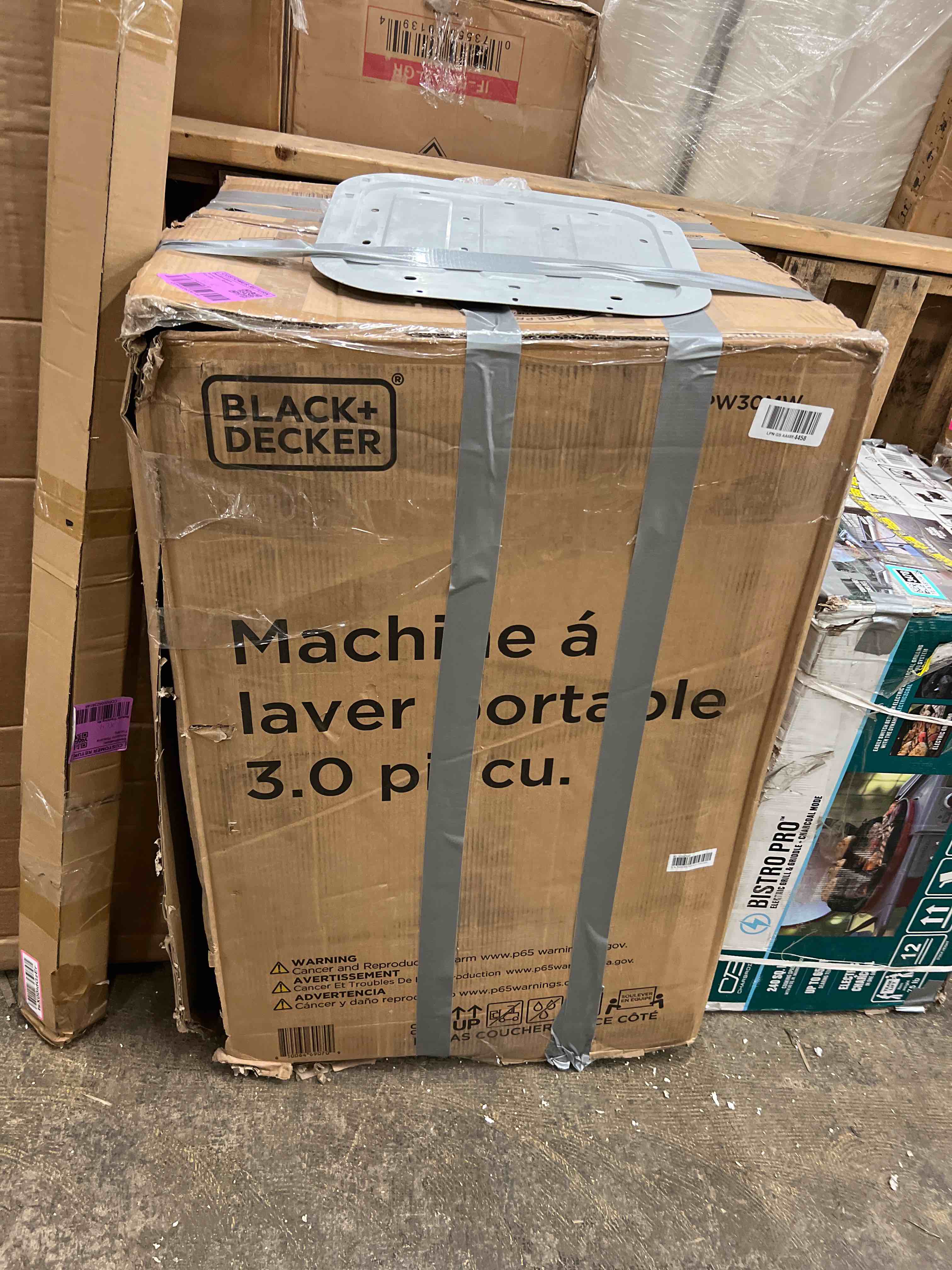 Condition photo showing New/Like New for black & decker 3.0' cubic portable washer