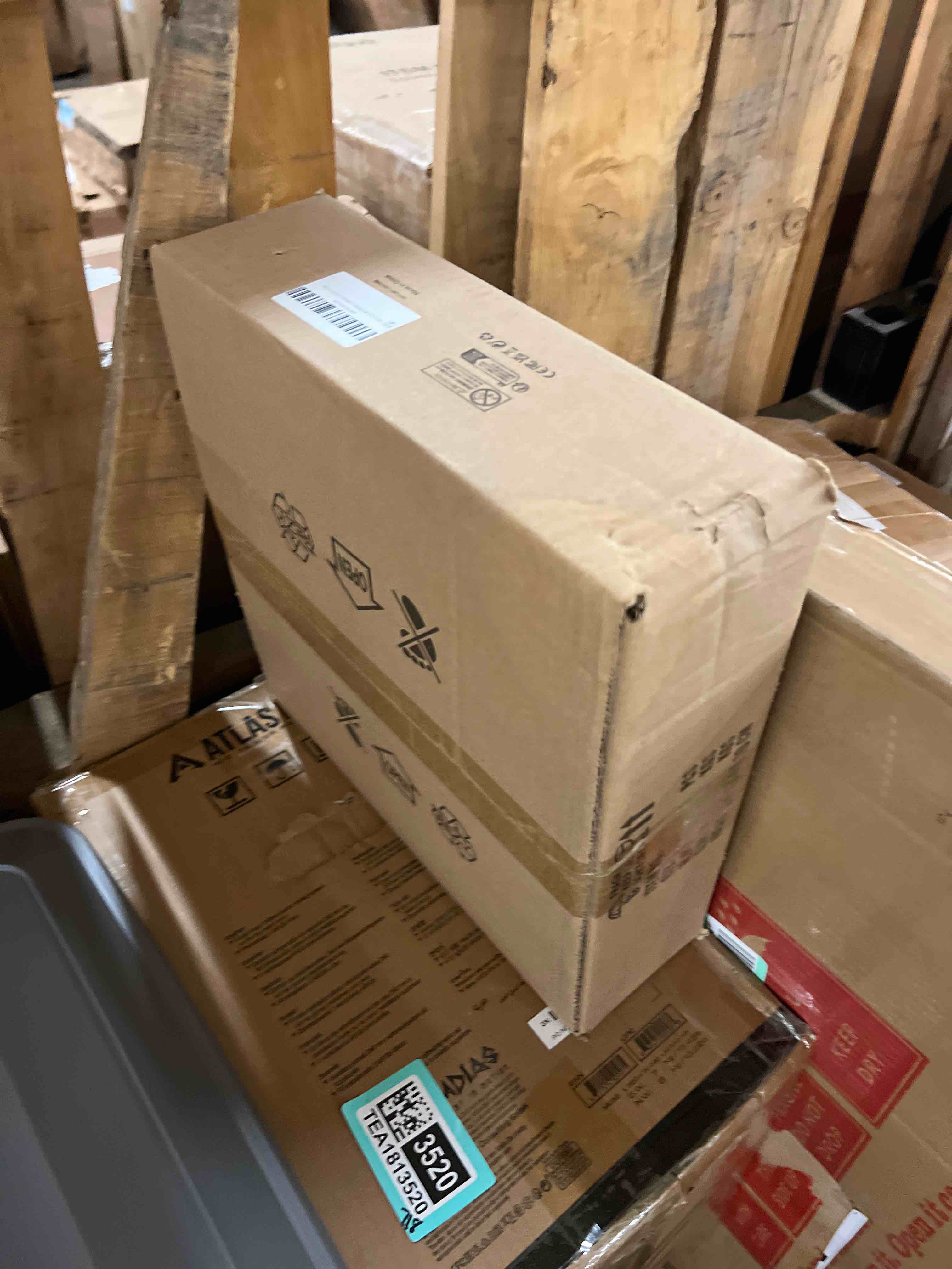 https://s3.amazonaws.com/lotting-images-prod/phillipi/TEA1813522_1777313130584.jpeg